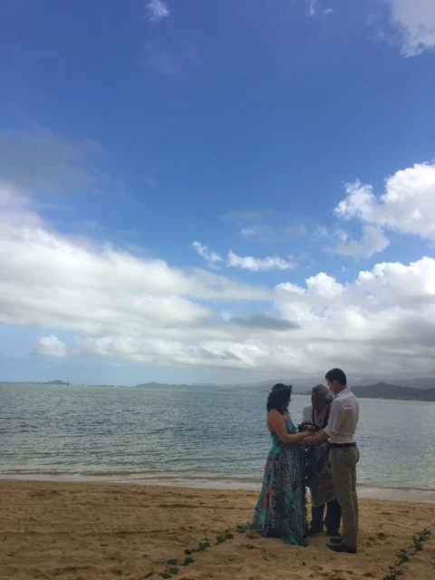 kualoa-ranch-secret-island-beach-wedding-4.jpg