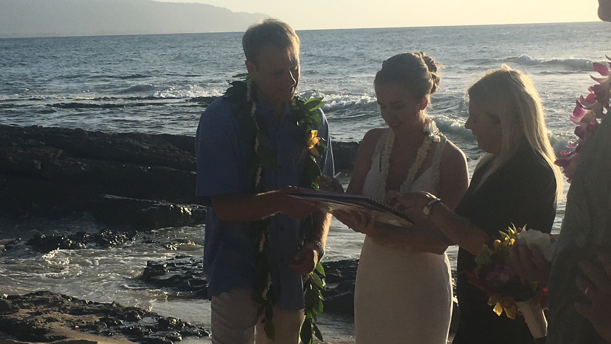 5-north-shore-hawaii-wedding.JPG