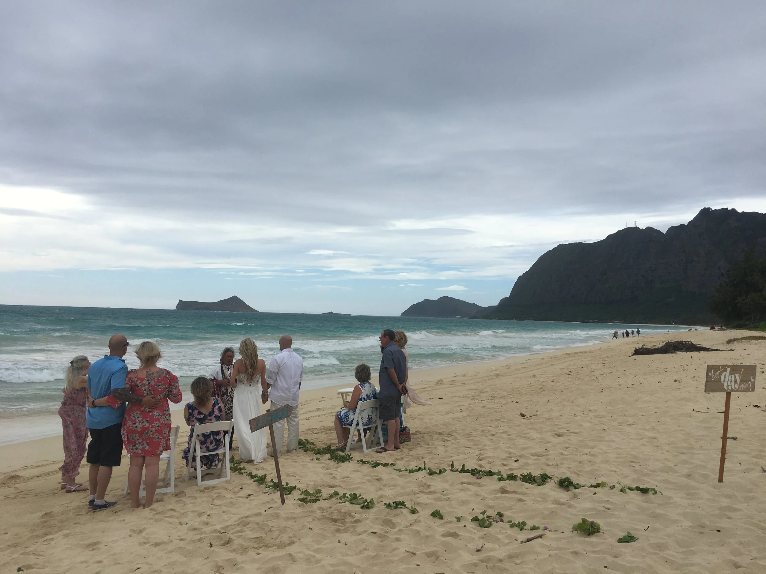 2-waimanalo-beach-wedding.JPG