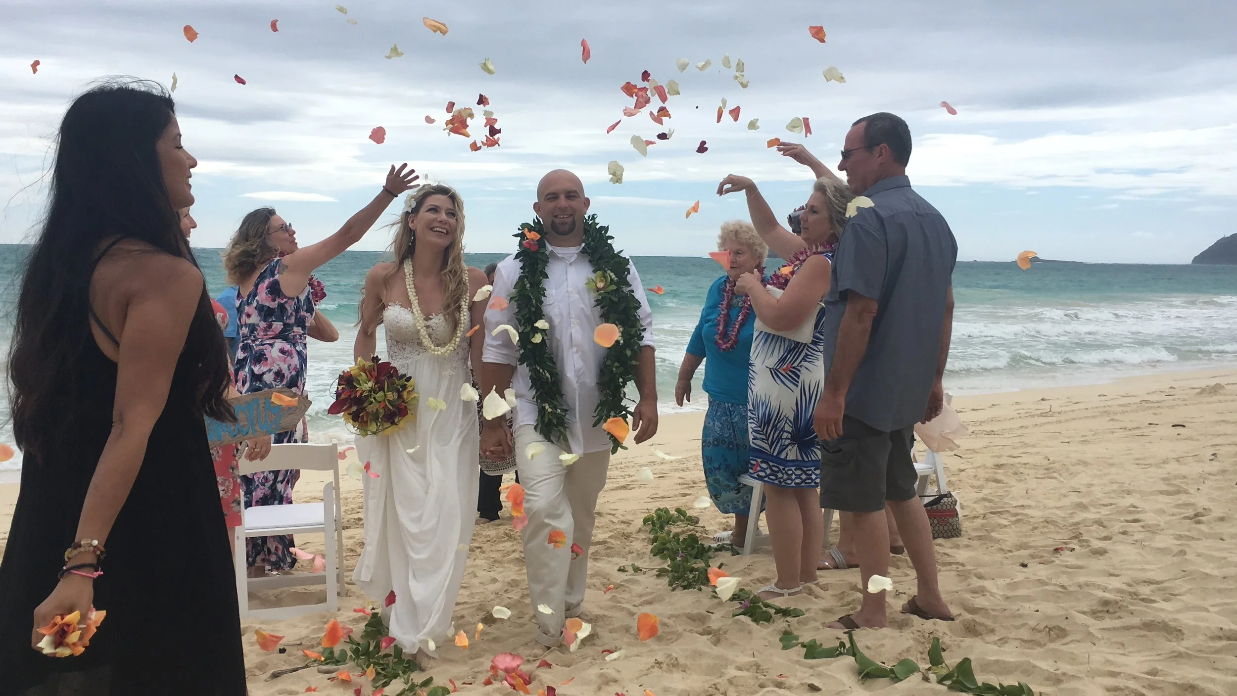 10-waimanalo-beach-wedding.JPG