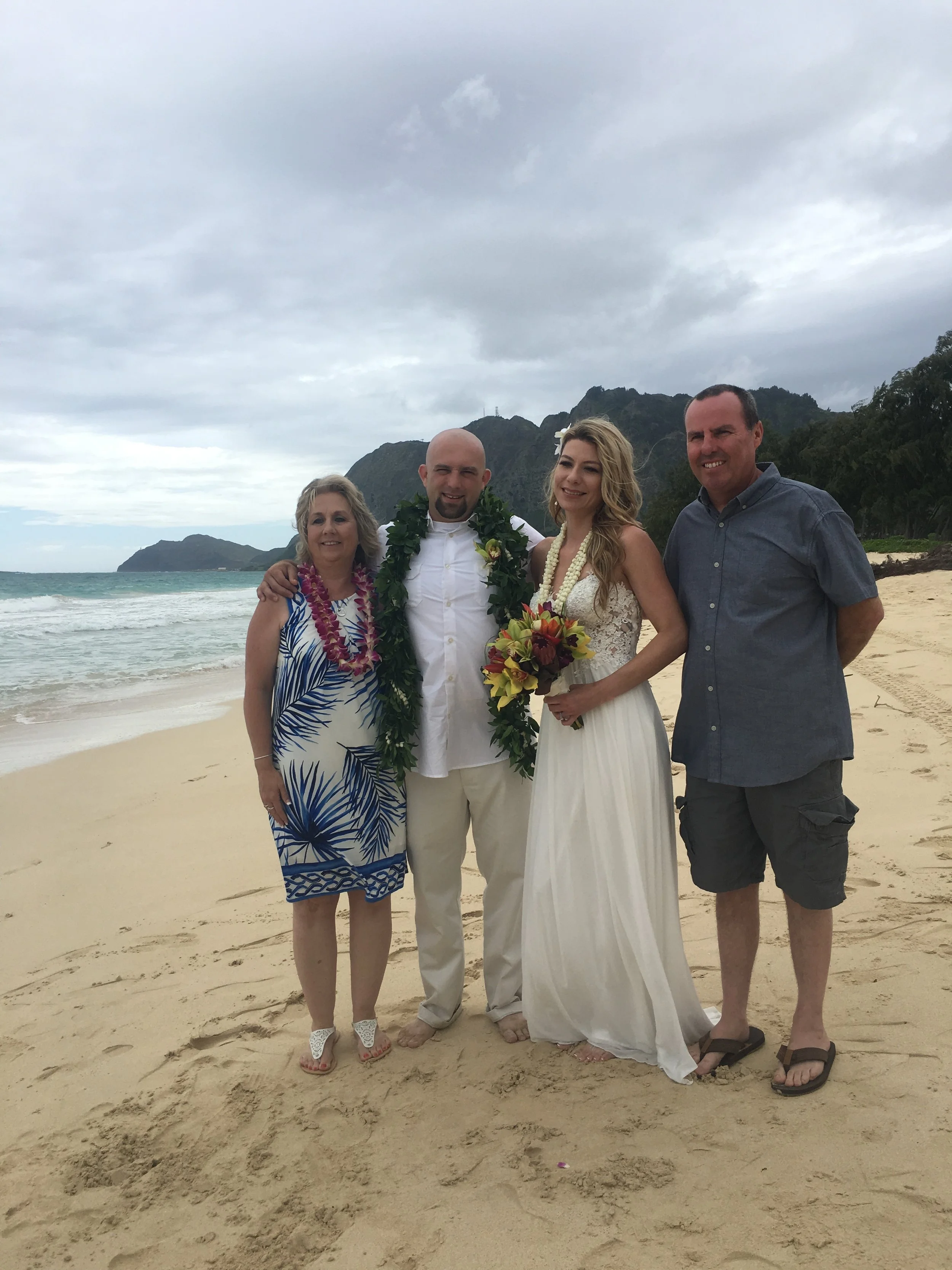 14-waimanalo-beach-wedding.JPG