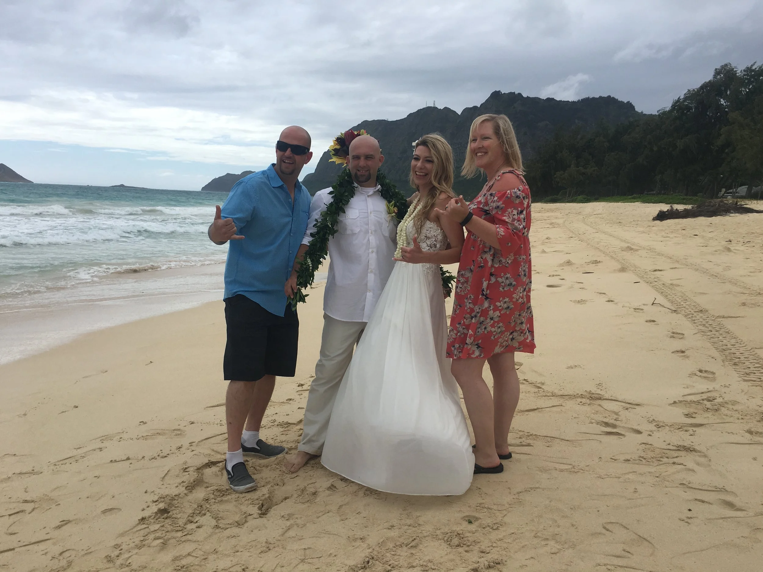 16-waimanalo-beach-wedding.JPG