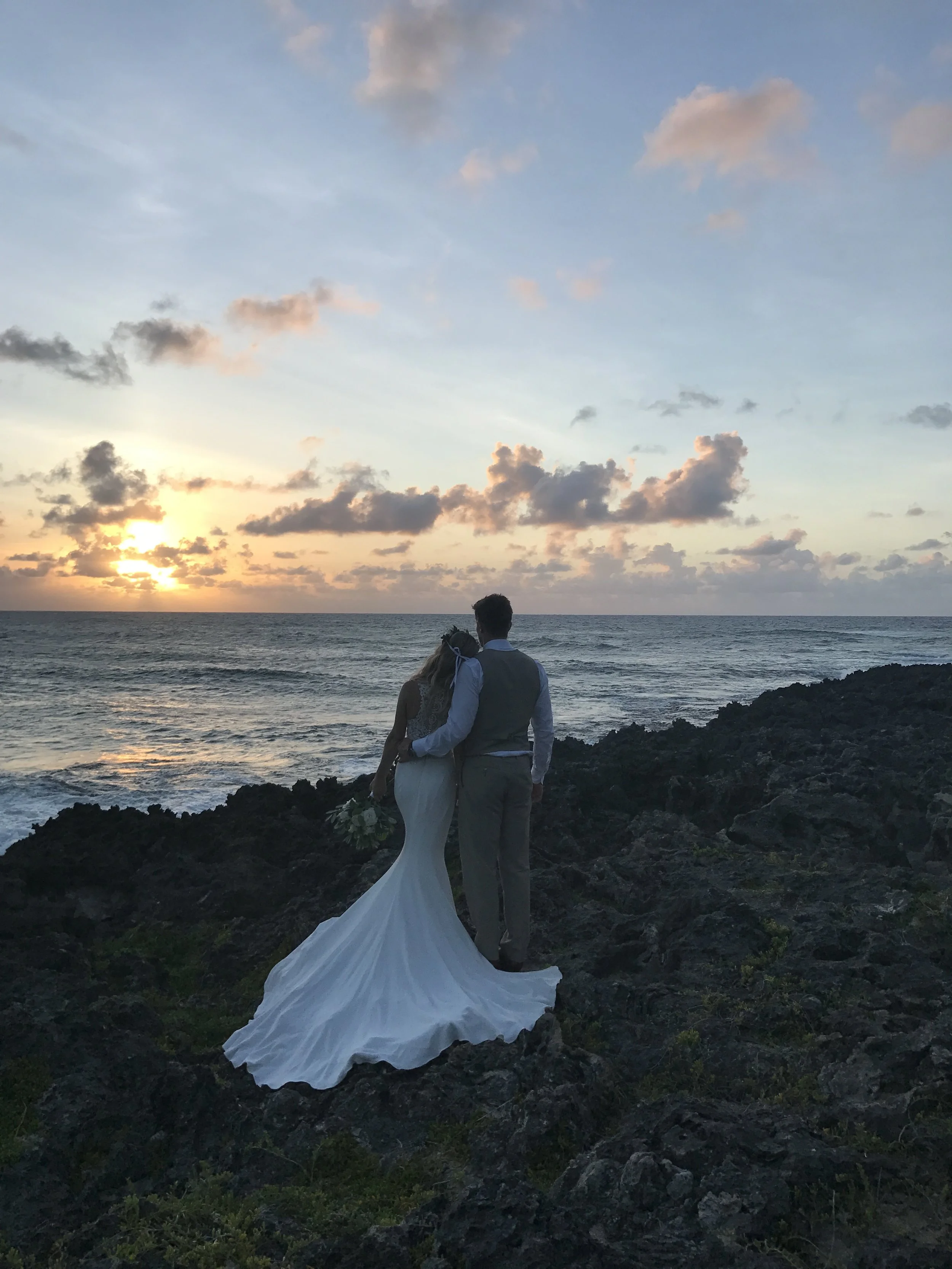 30-outdoor-wedding-north-shore-hawaii.JPG