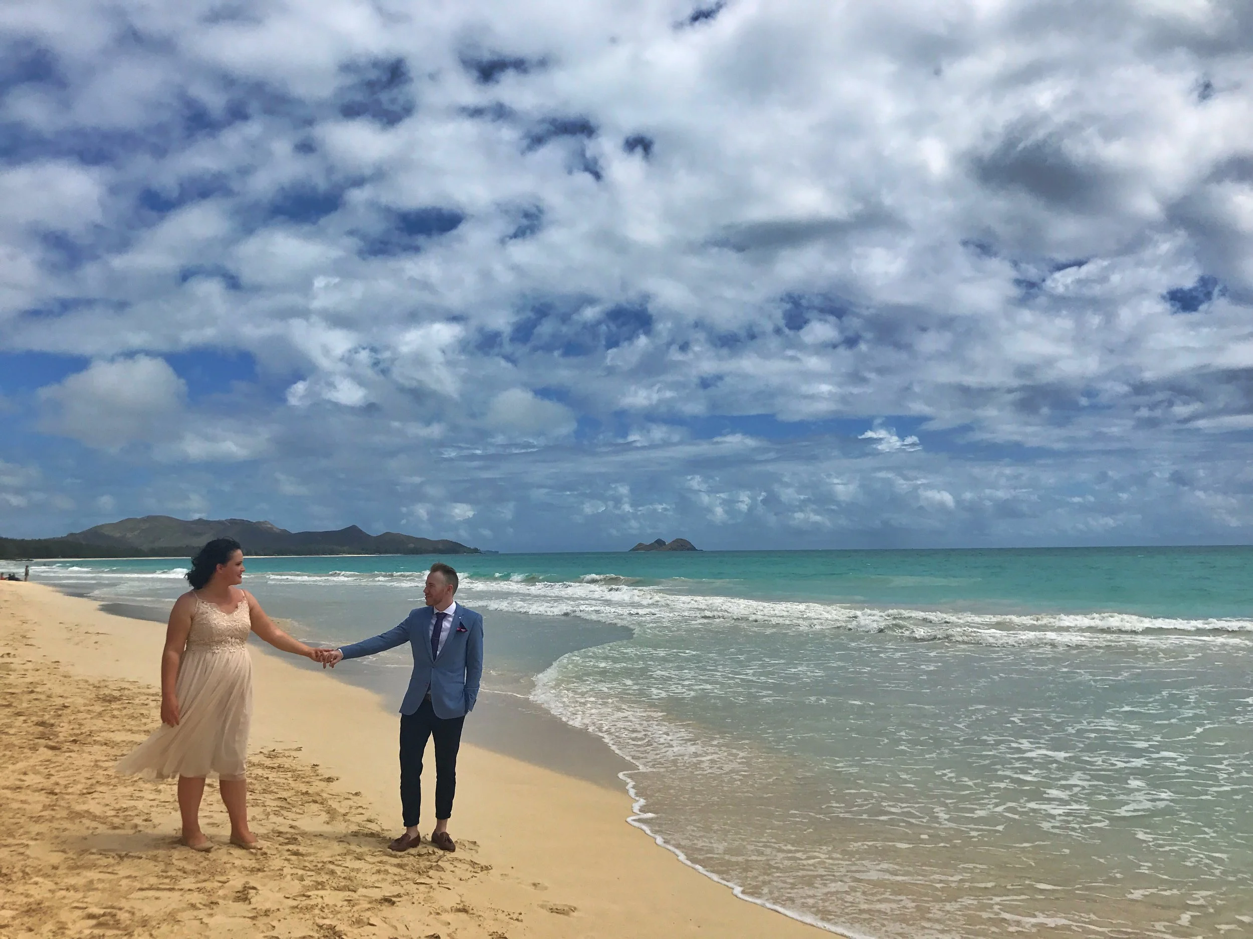 11-blue-ocean-hawaii-wedding.jpg