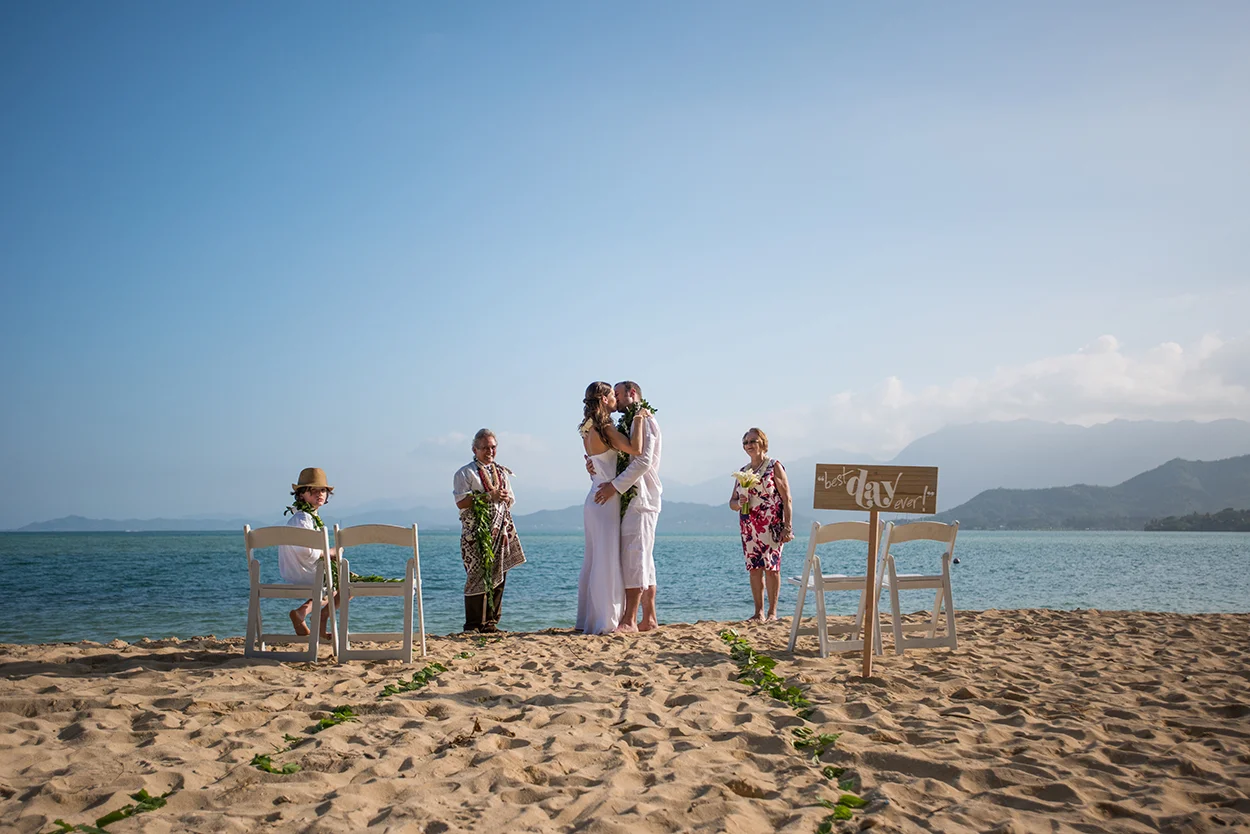 hawaii-beach-wedding