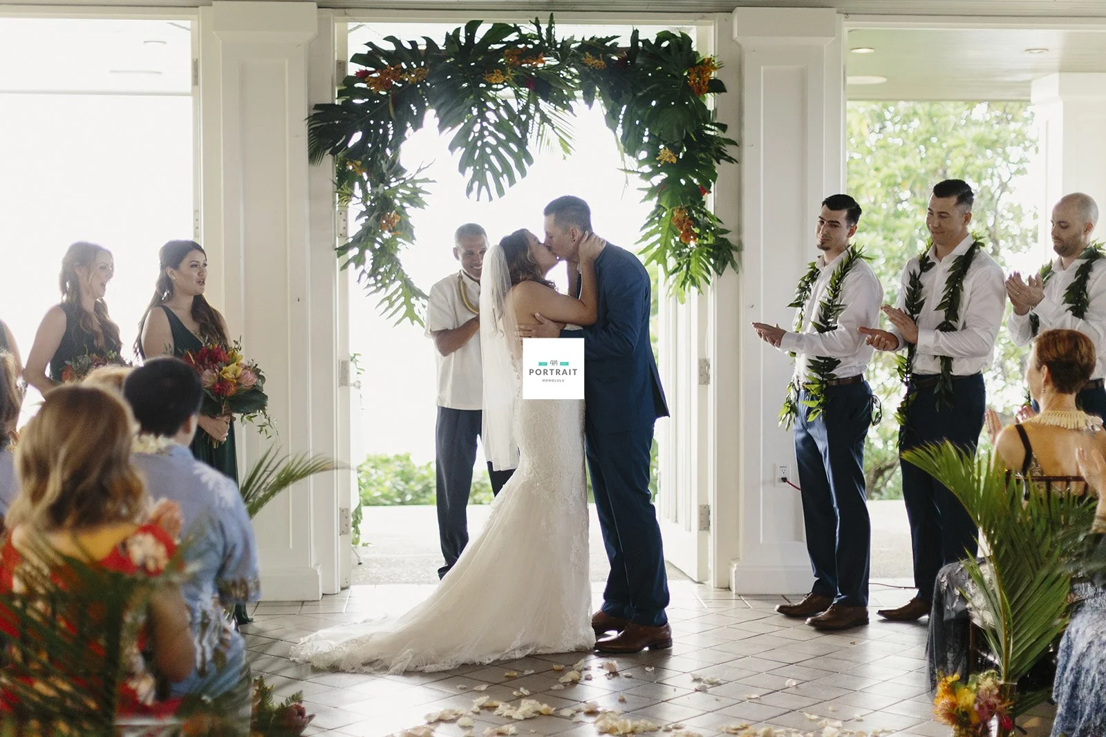67-turtle-bay-hawaii-wedding.jpg