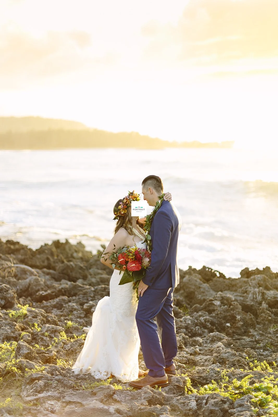 107-hawaii-sunset-wedding.jpg