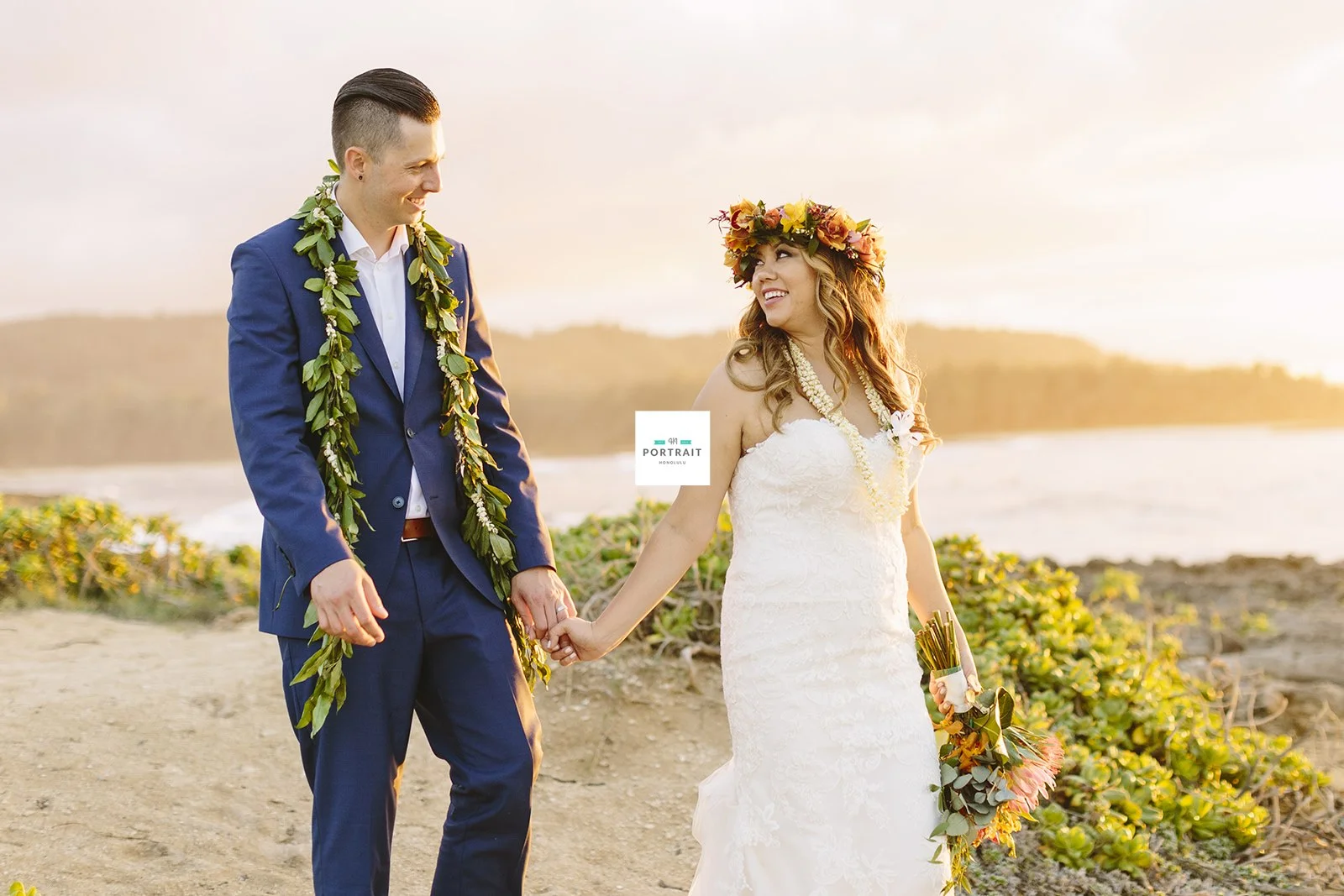 113-hawaii-sunset-wedding.jpg