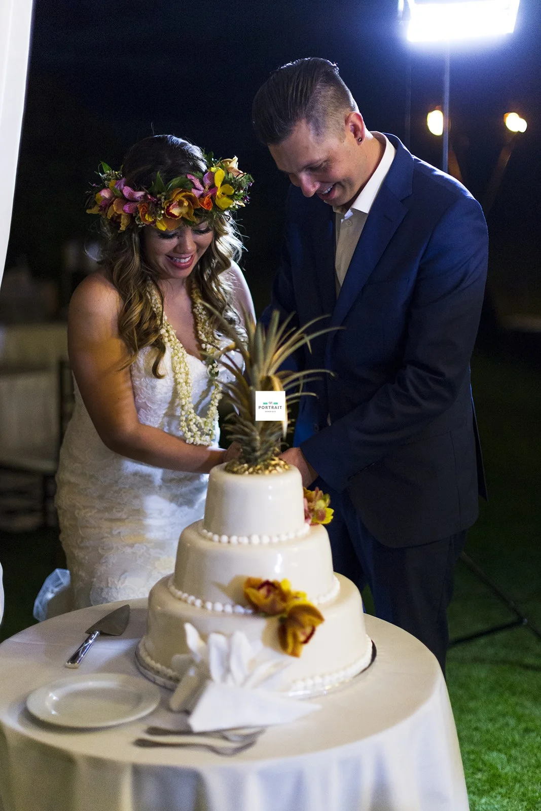 124-outdoor-wedding-hawaii.jpg