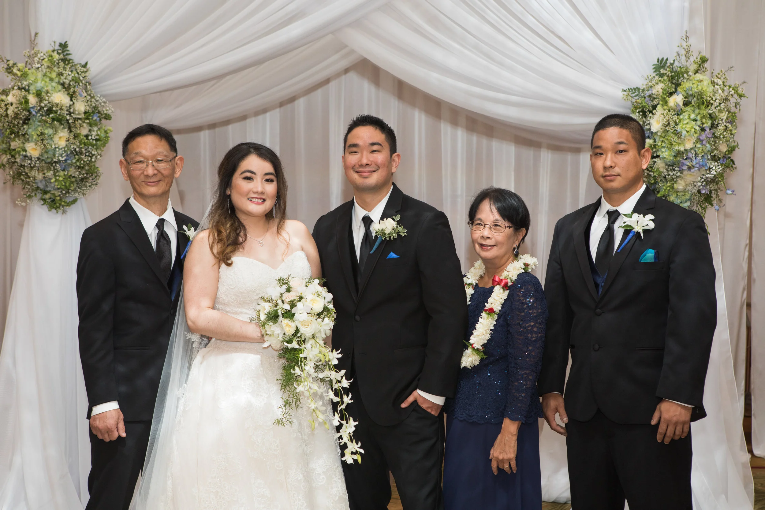 21-hyatt-regency-wedding-ceremony.jpg