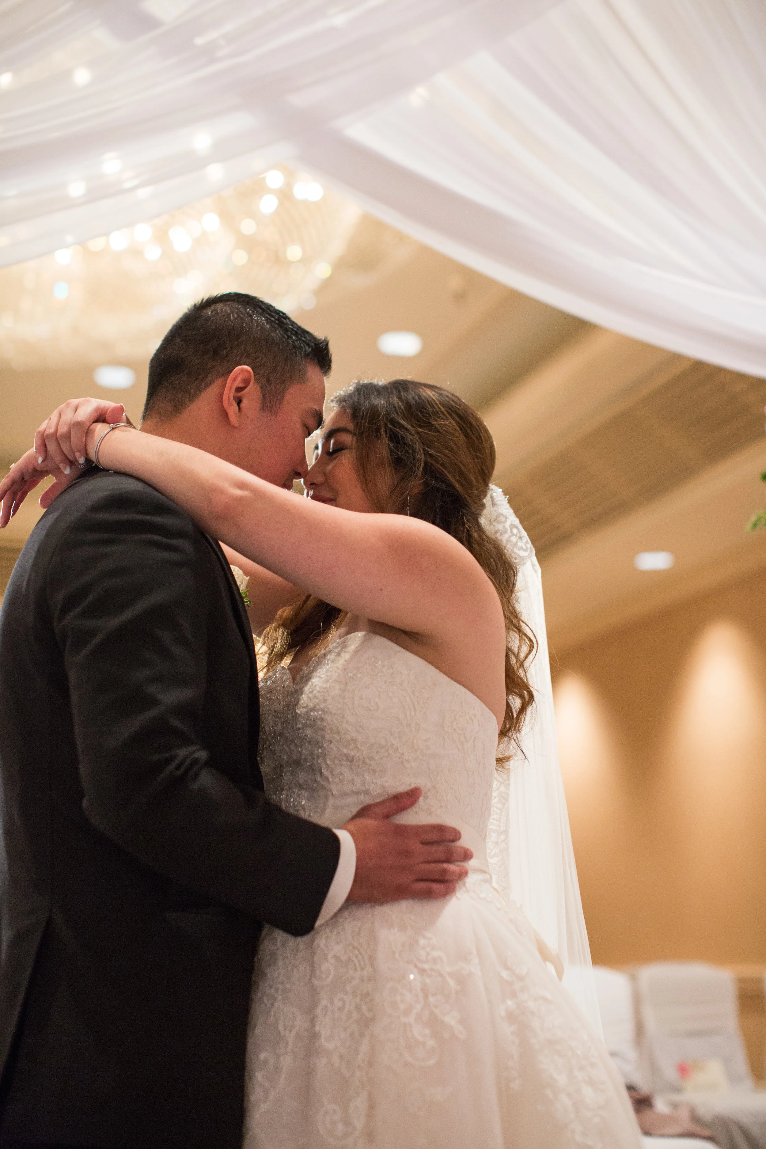 36-hyatt-regency-waikiki-wedding.jpg