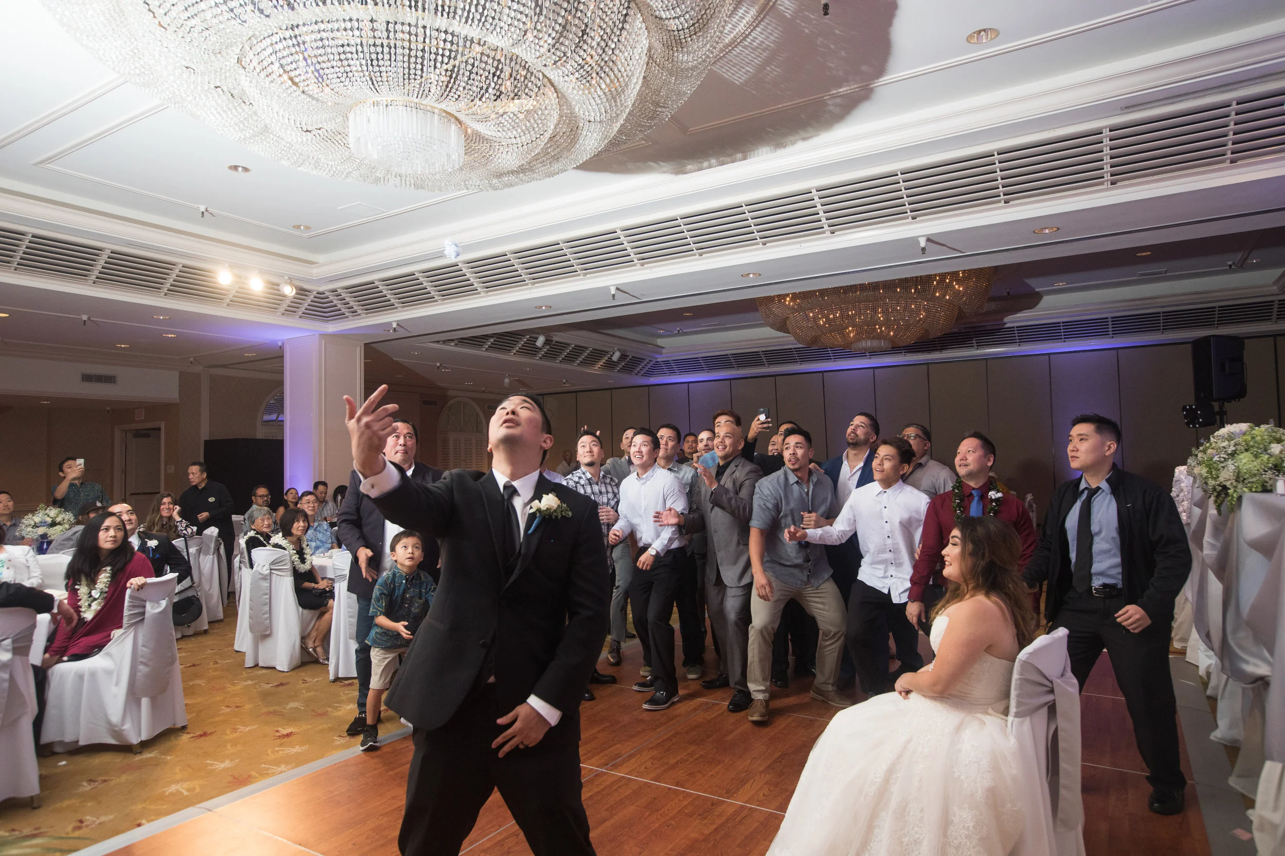 45-waikiki-hyatt-regency-hotel-wedding.jpg
