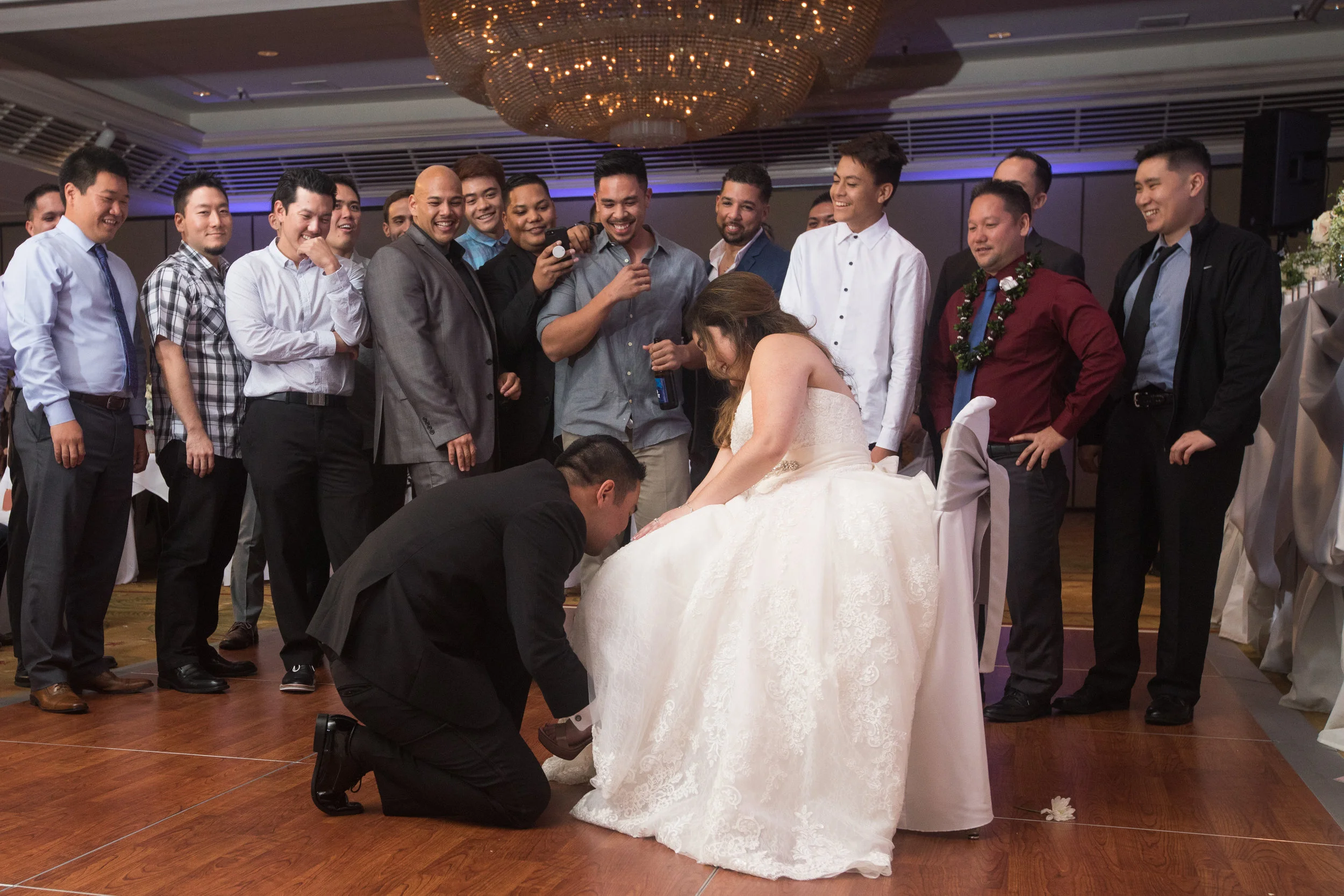 44-waikiki-hyatt-regency-hotel-wedding.jpg
