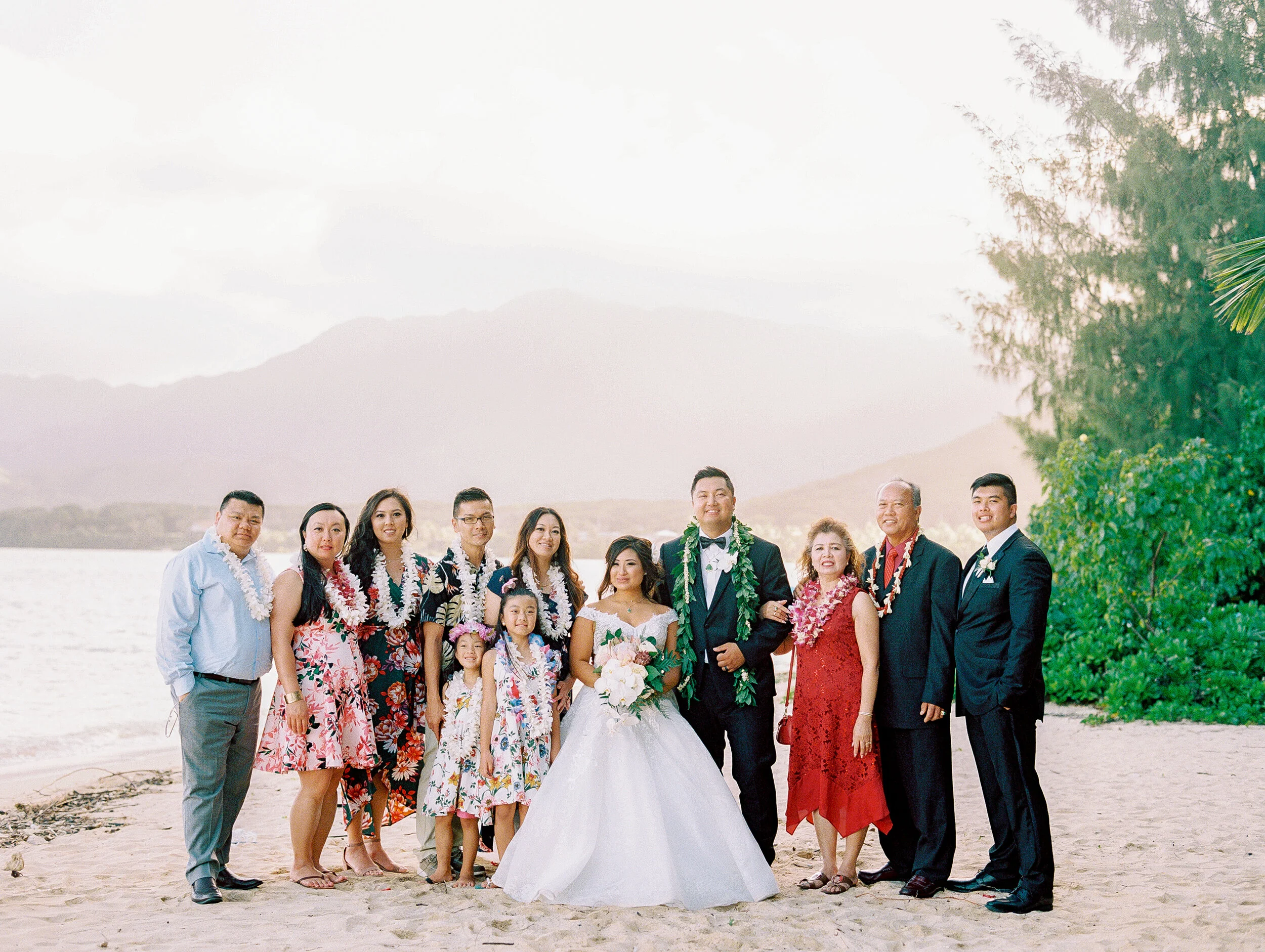 secret-island-oahu-wedding