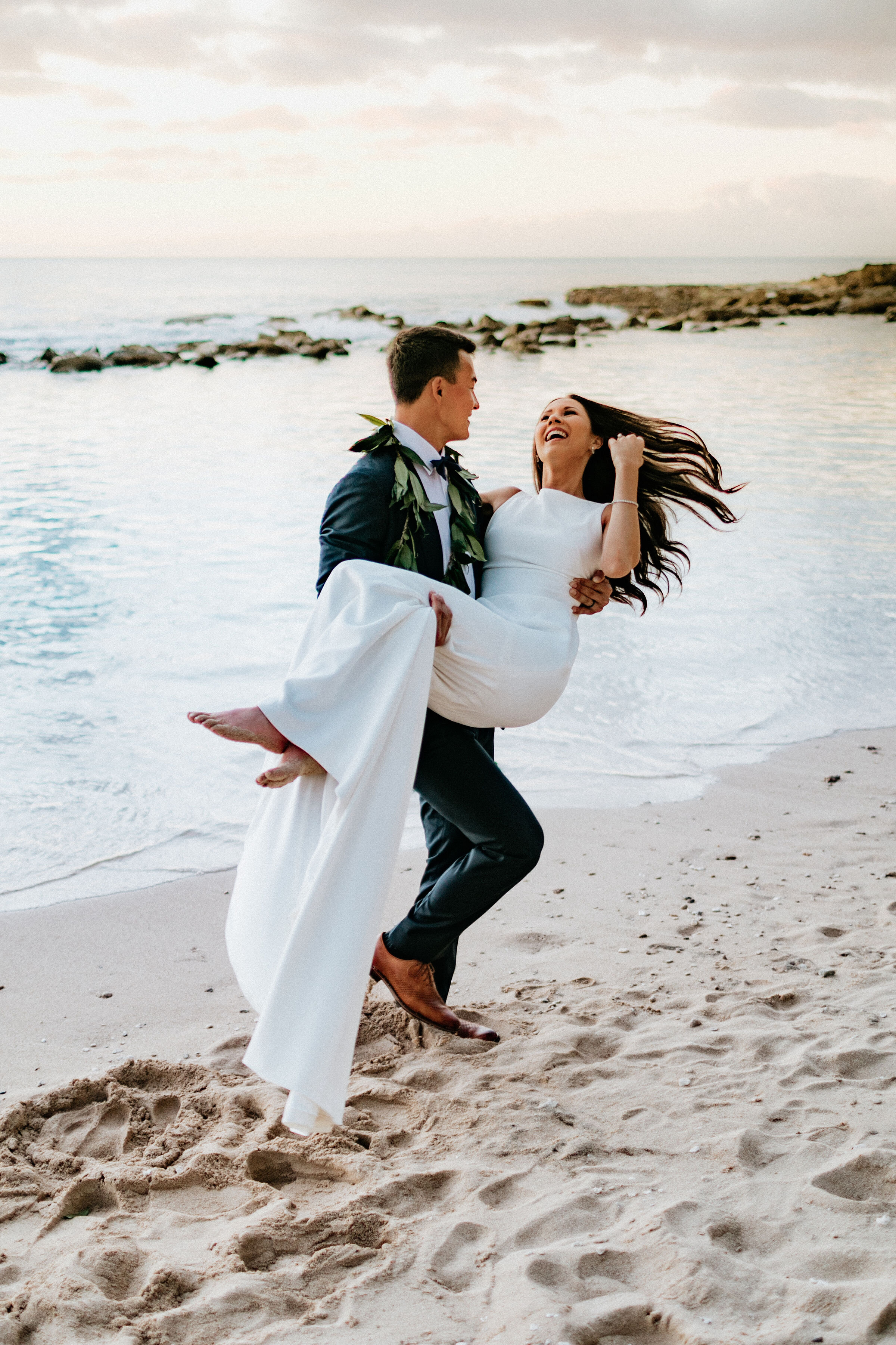 lanikuhonua-wedding-hawaii