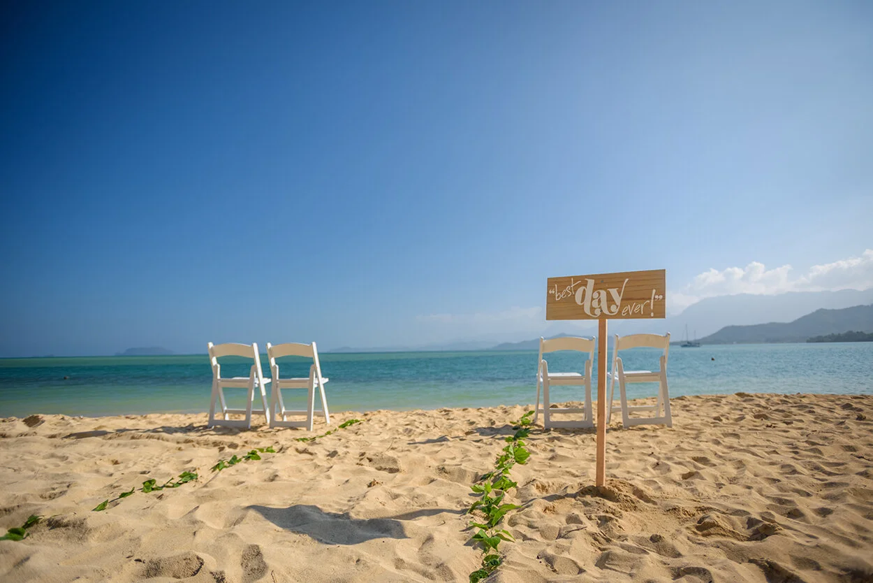secret-island-oahu-wedding