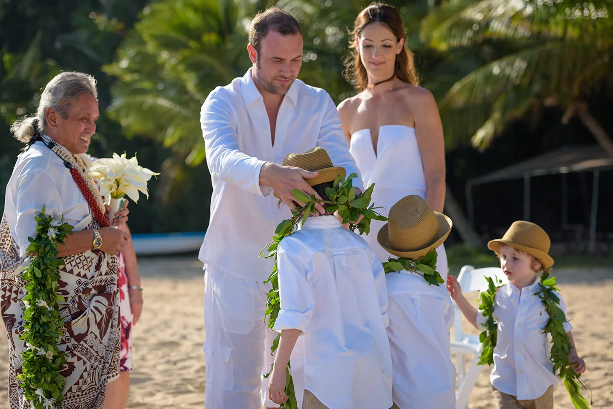secret-island-oahu-wedding