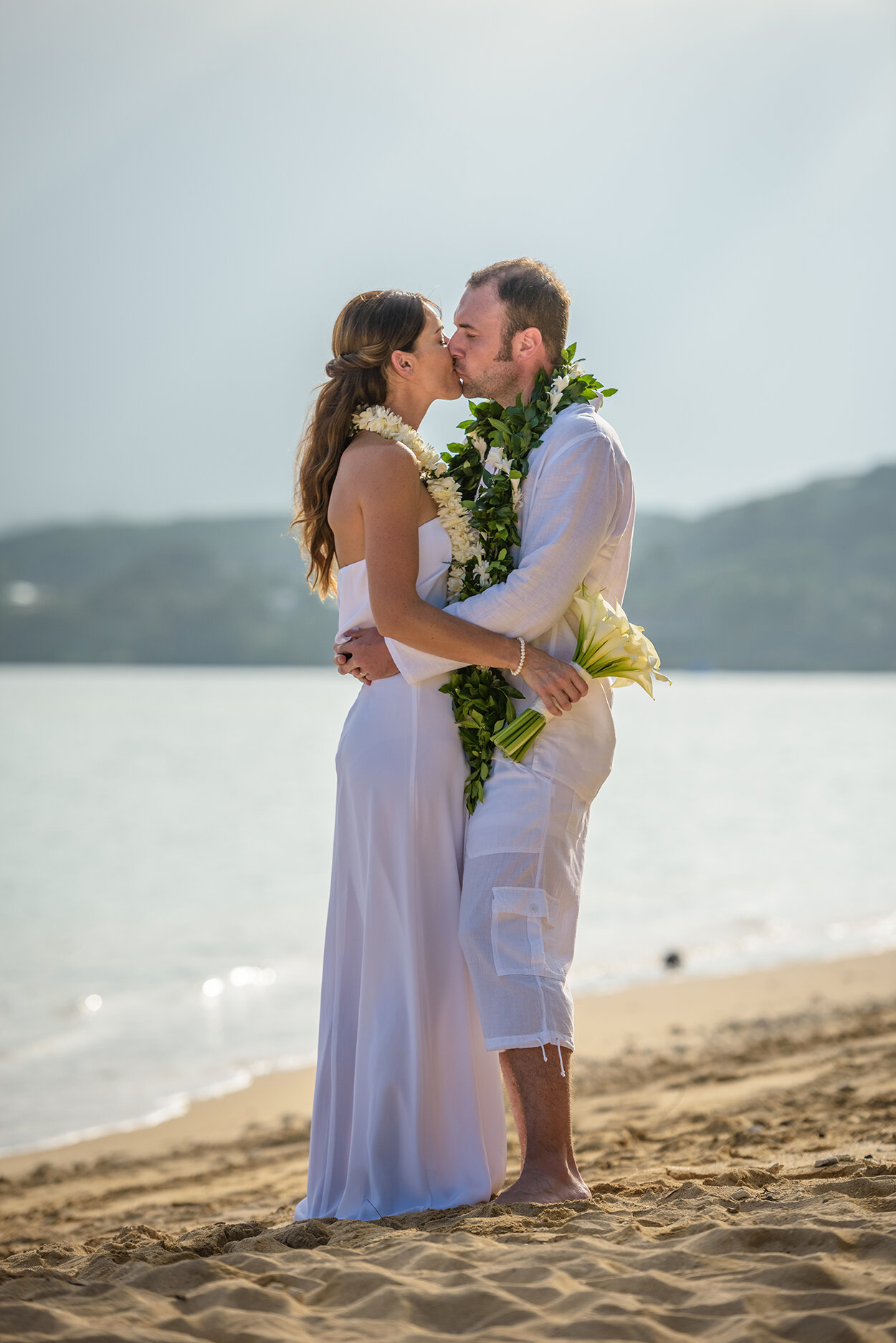secret-island-oahu-wedding