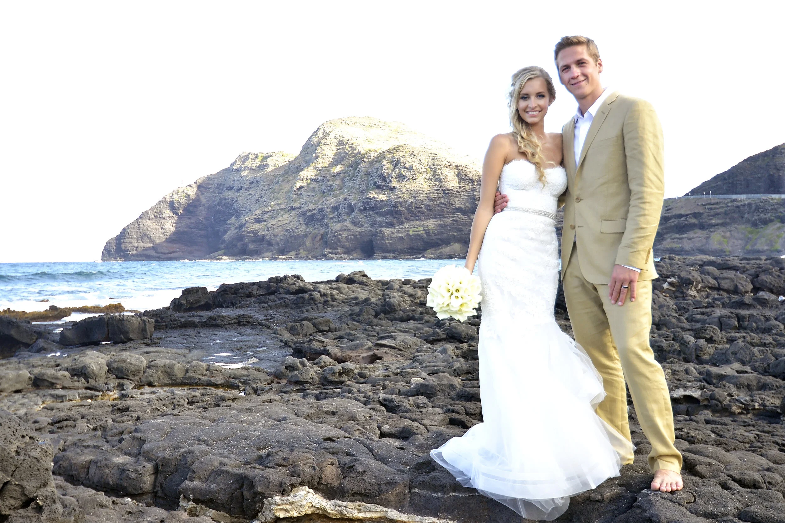 simple-hawaii-beach-wedding