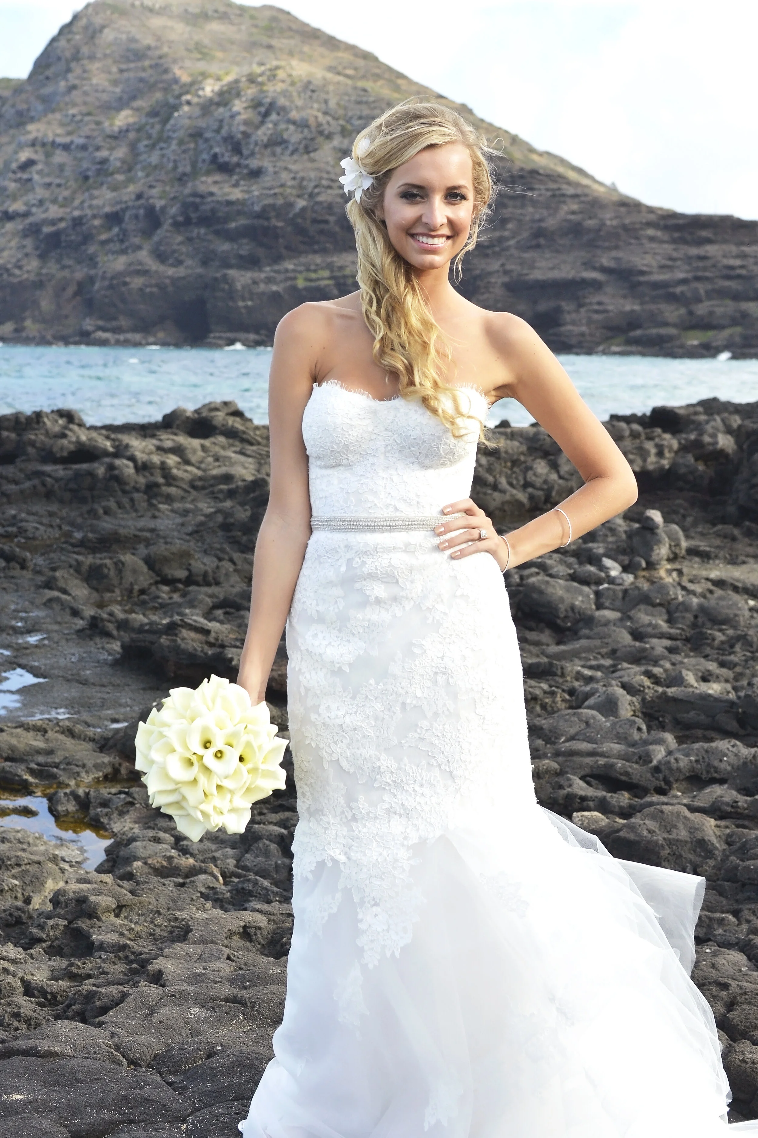 hawaii-beach-bride