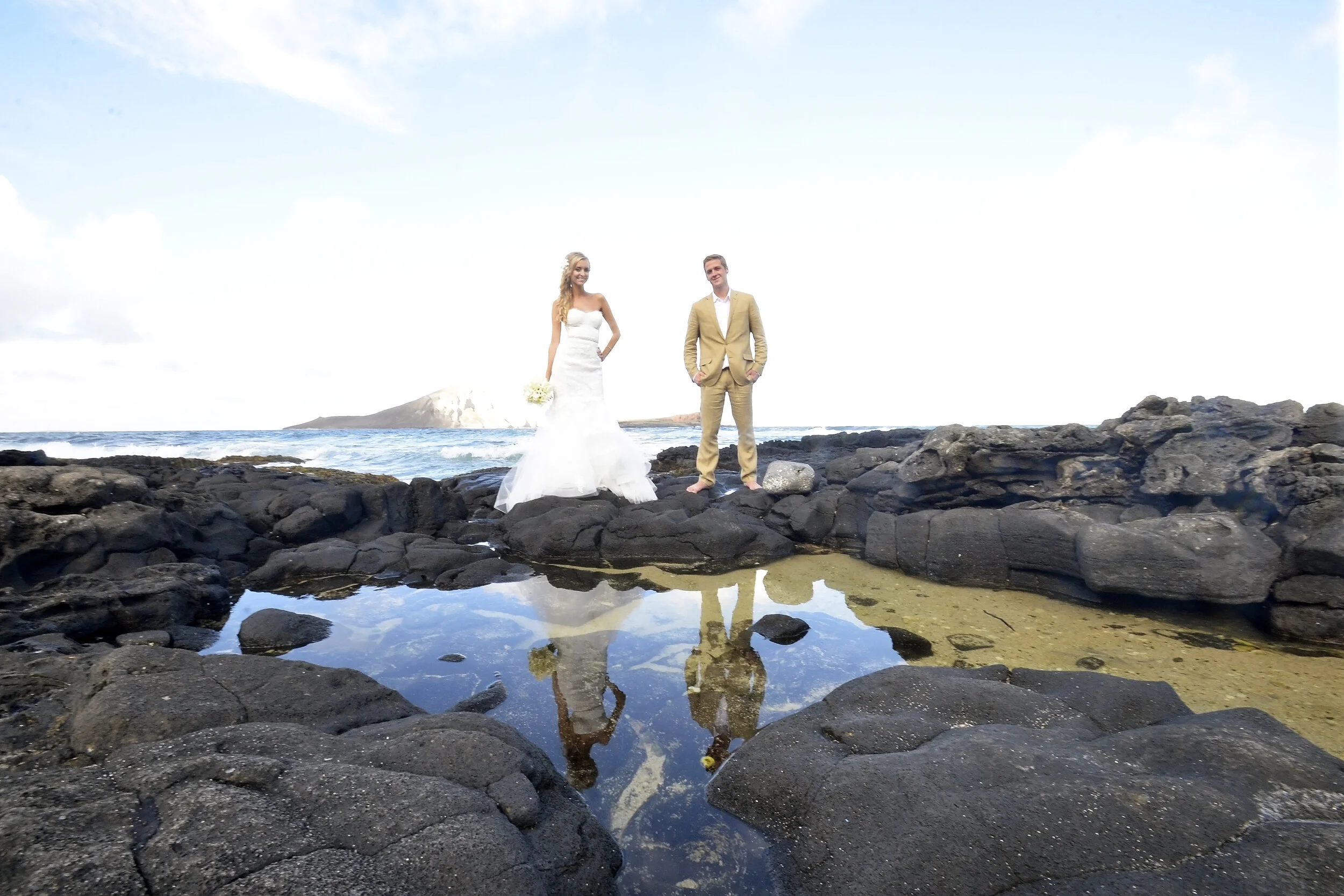 simple-hawaii-beach-wedding