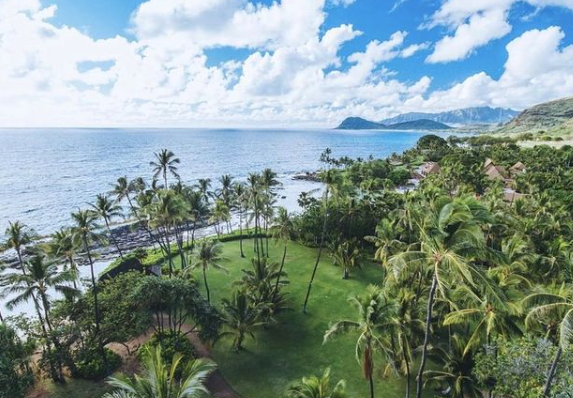 Large private ocean-front estate