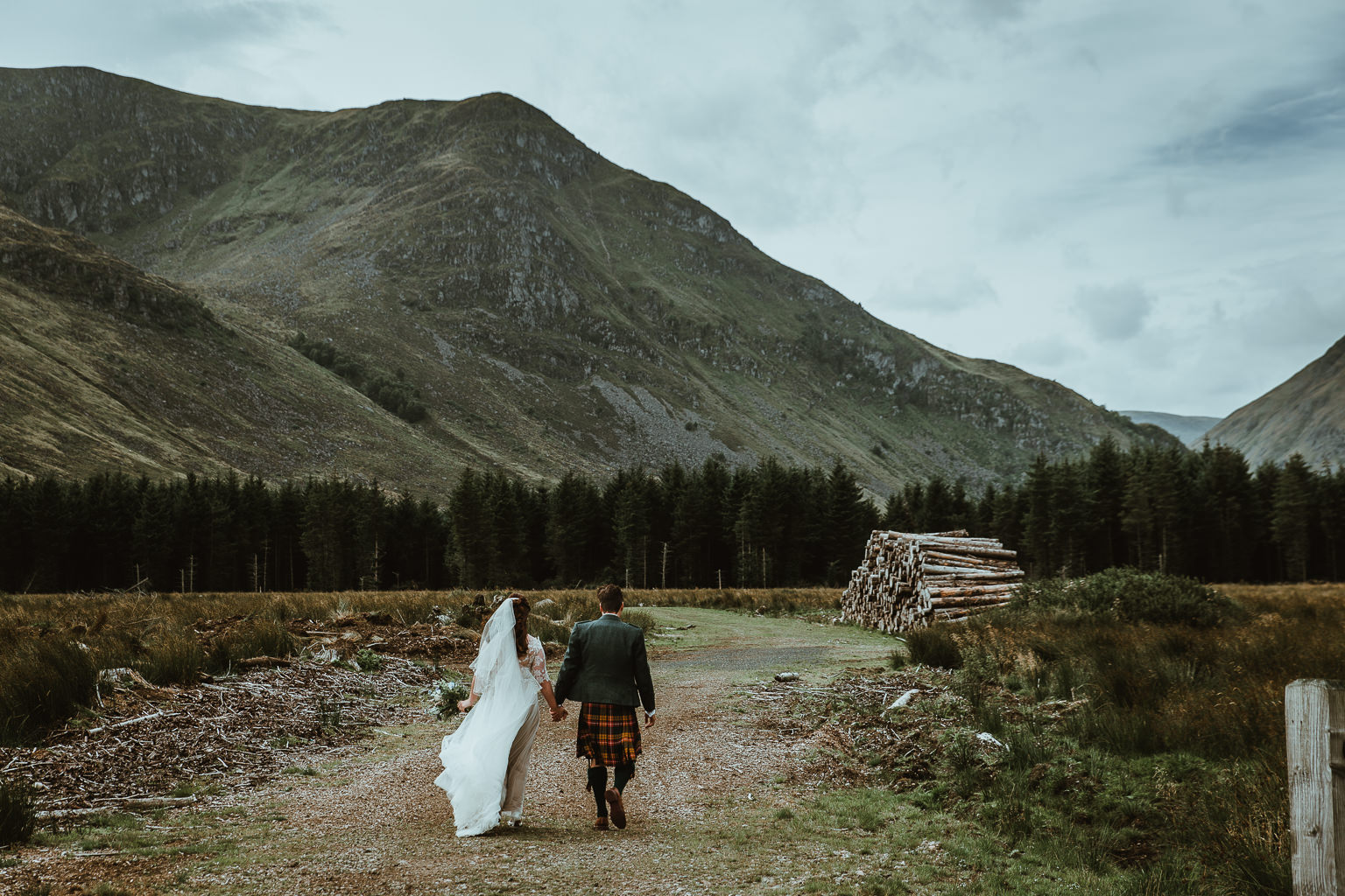 Glen Clova Scotland Wedding-222.jpg