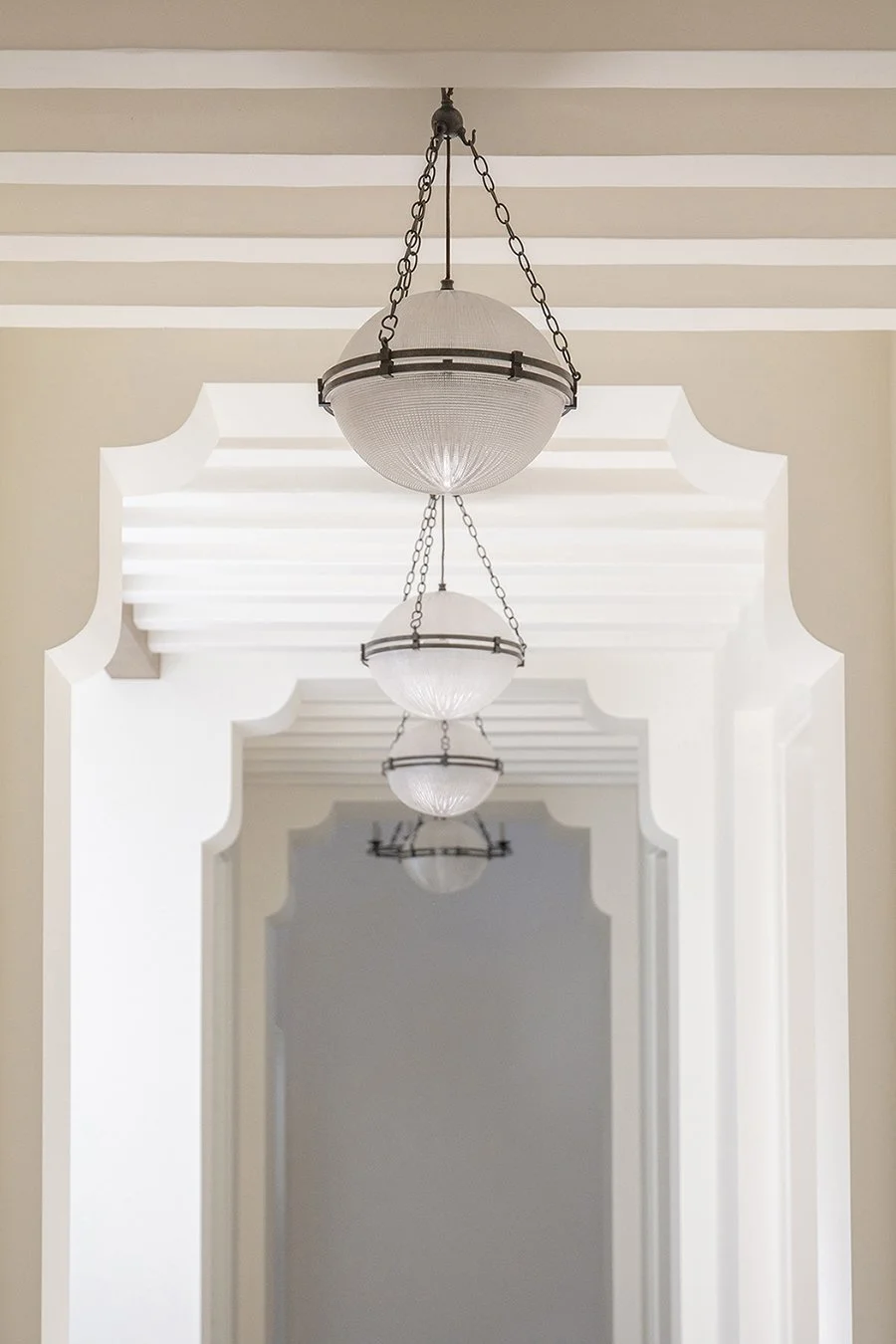 california-spanish-home-back-hall