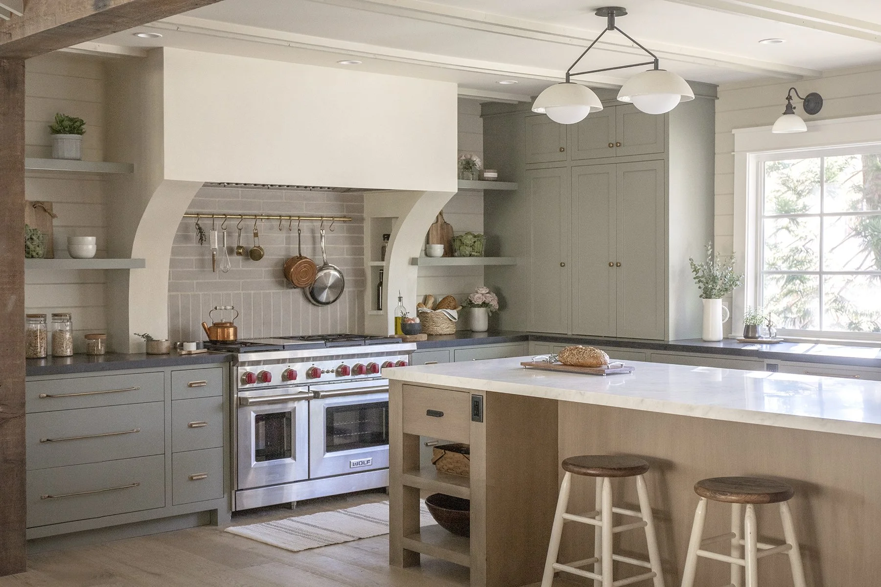 modern-farmhouse-kitchen