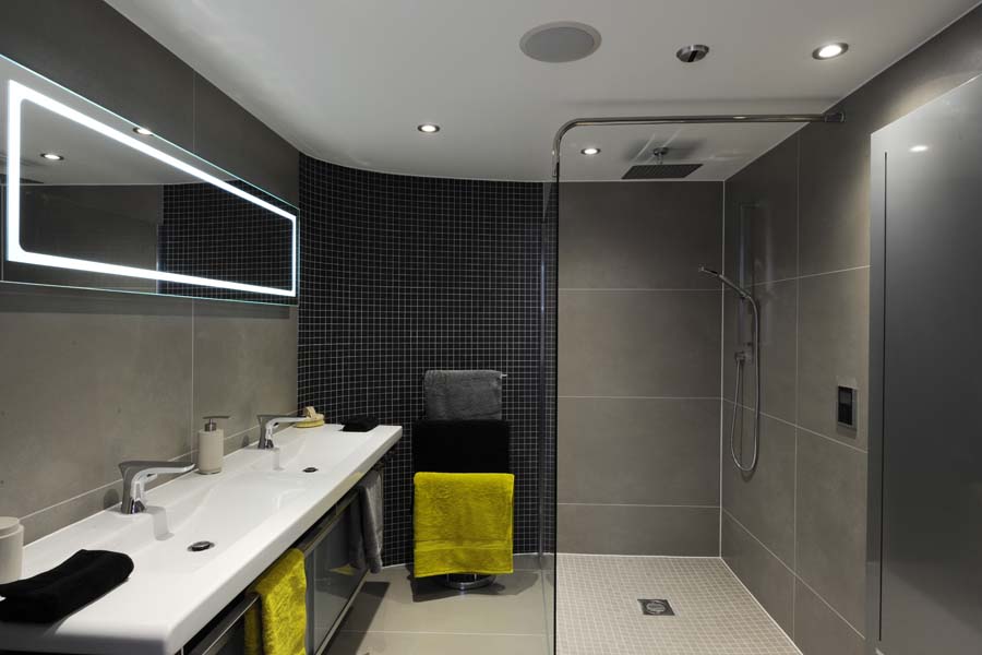  The bathroom is set within an individually designed pod which is central to the core of the flat. This keeps the construction away from the main walls and historic tiling which have been preserved due to the heritage of the&nbsp;listed building. 