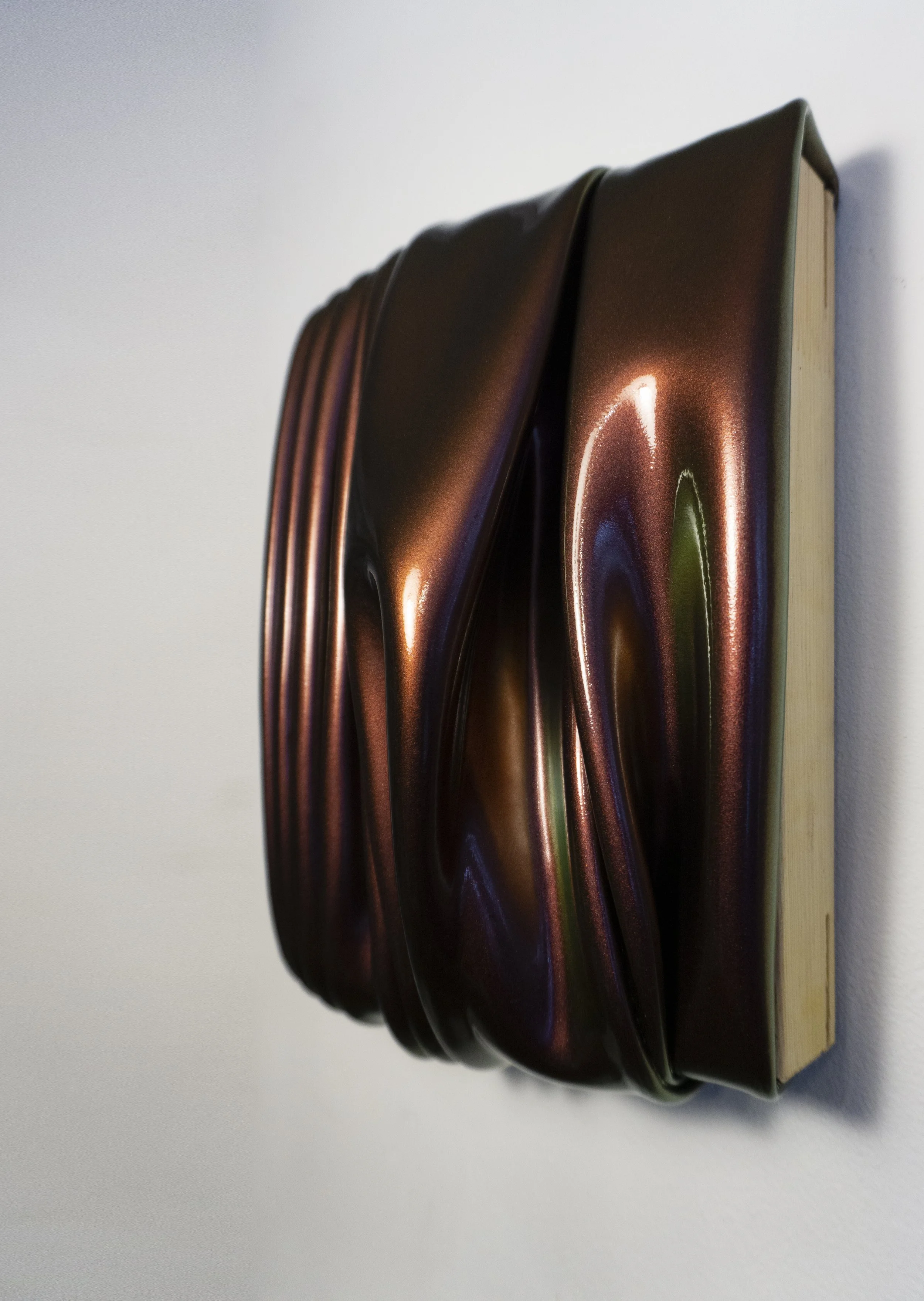 Colourchange Composition 02(Pleated).Right.300dpi.jpg