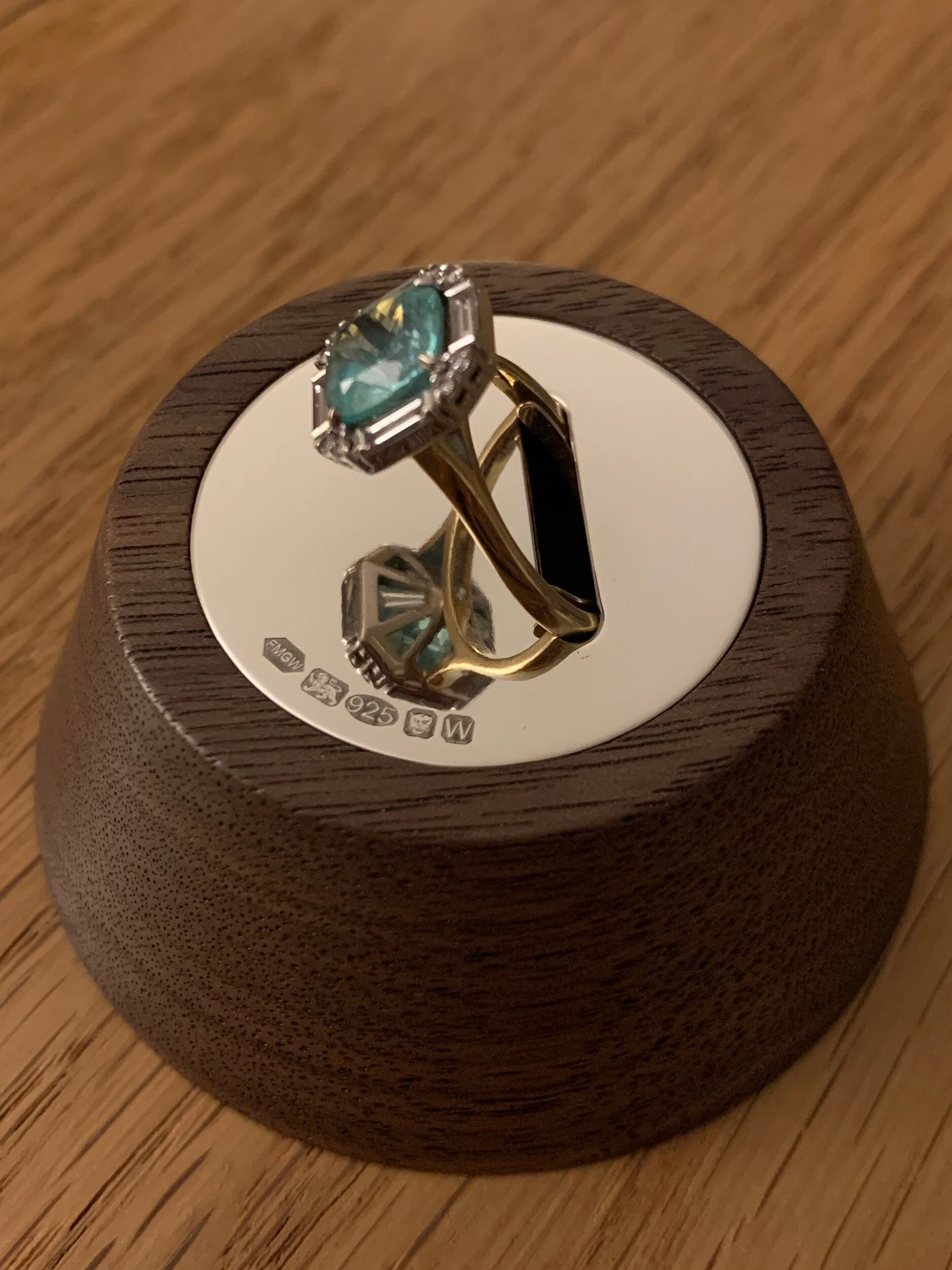 1D6D5E87-011E-4997-AA53-3E3ECDA7B667