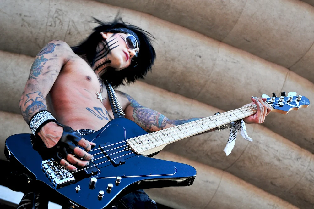 Black Veiled Brides: Warped Tour