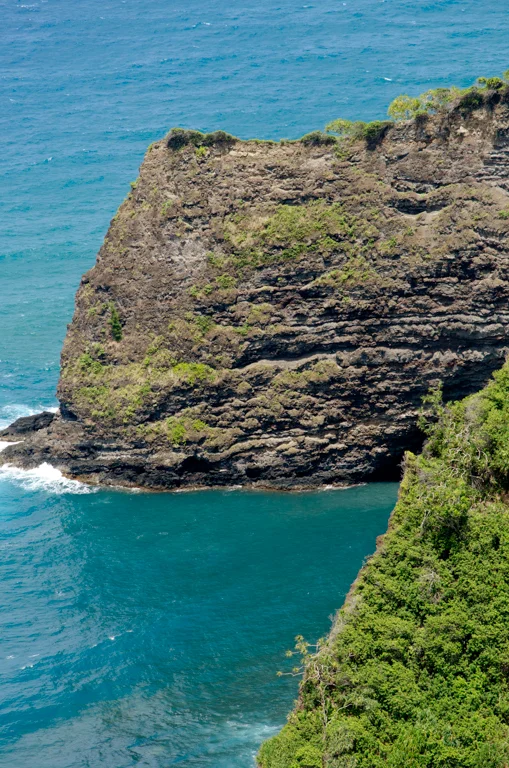 Honokae Nui cliffs