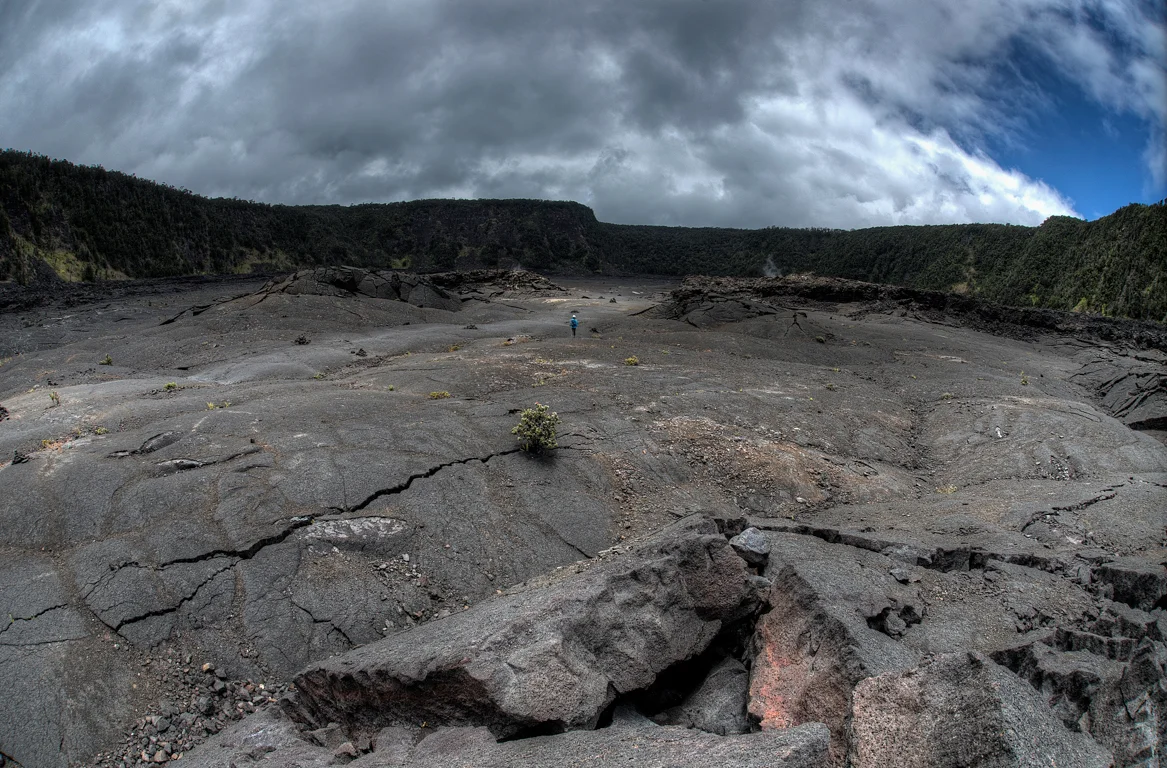KILAUEA IKI CRATER FLOOR3.jpg