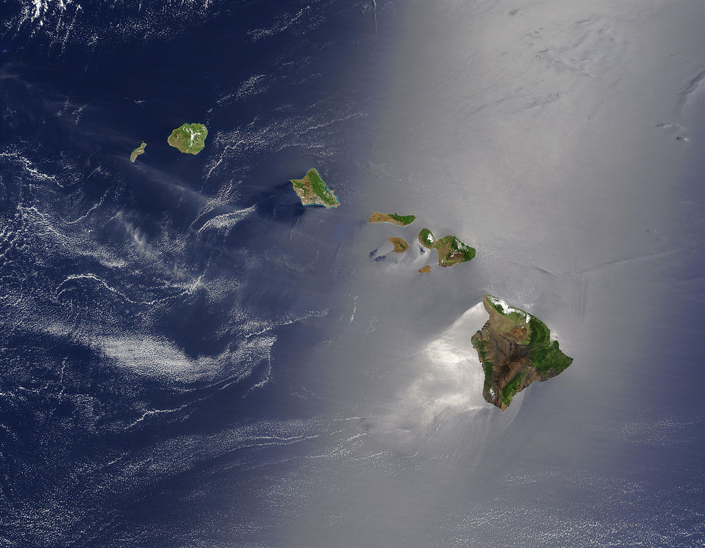 Sattelite image of the Hawaiian Archipelago. Image courtesy Jacques Descloitres, MODIS Land Rapid Response Team at NASA GSFC