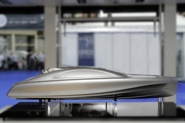 yacht exterior 11.jpg