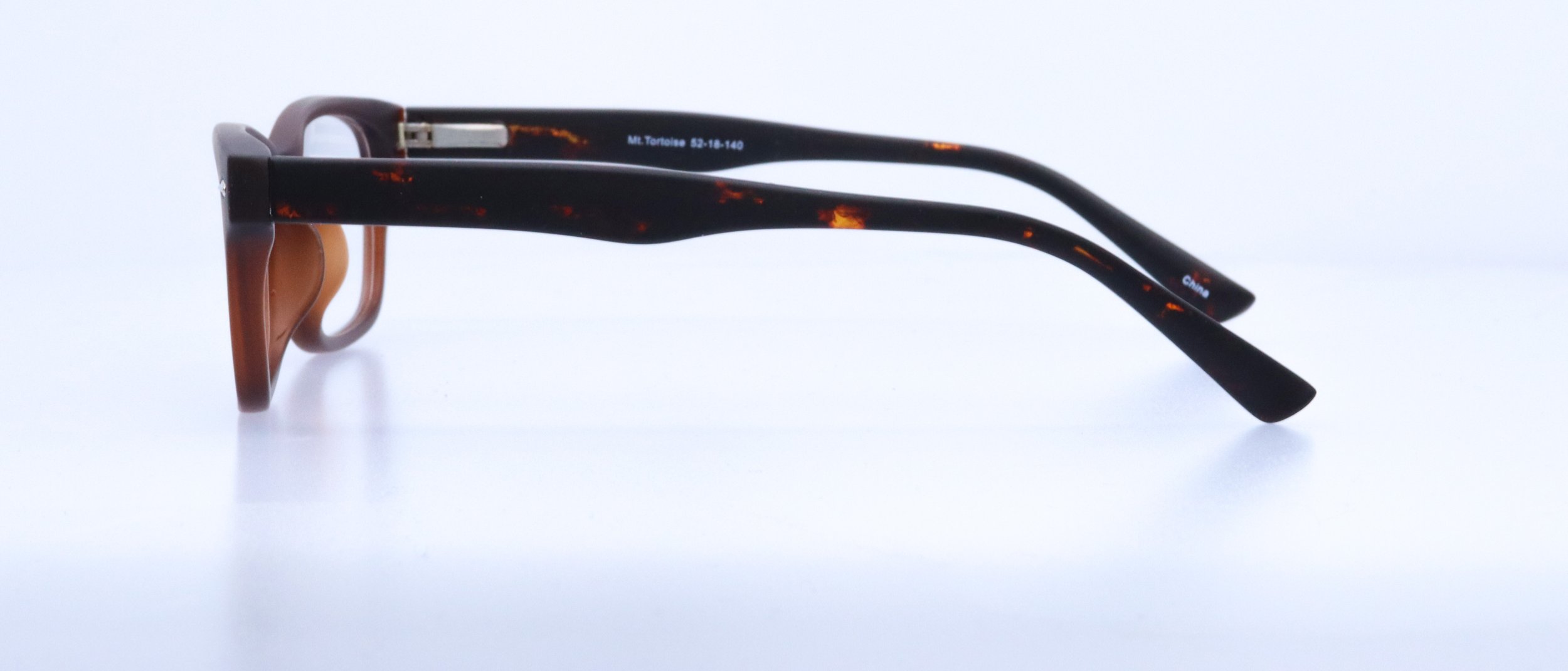  Quid: 52-18-140, or 54-18-145, Available in Mt Navy, Burgundy, Mt Black, or Mt Tortoise 