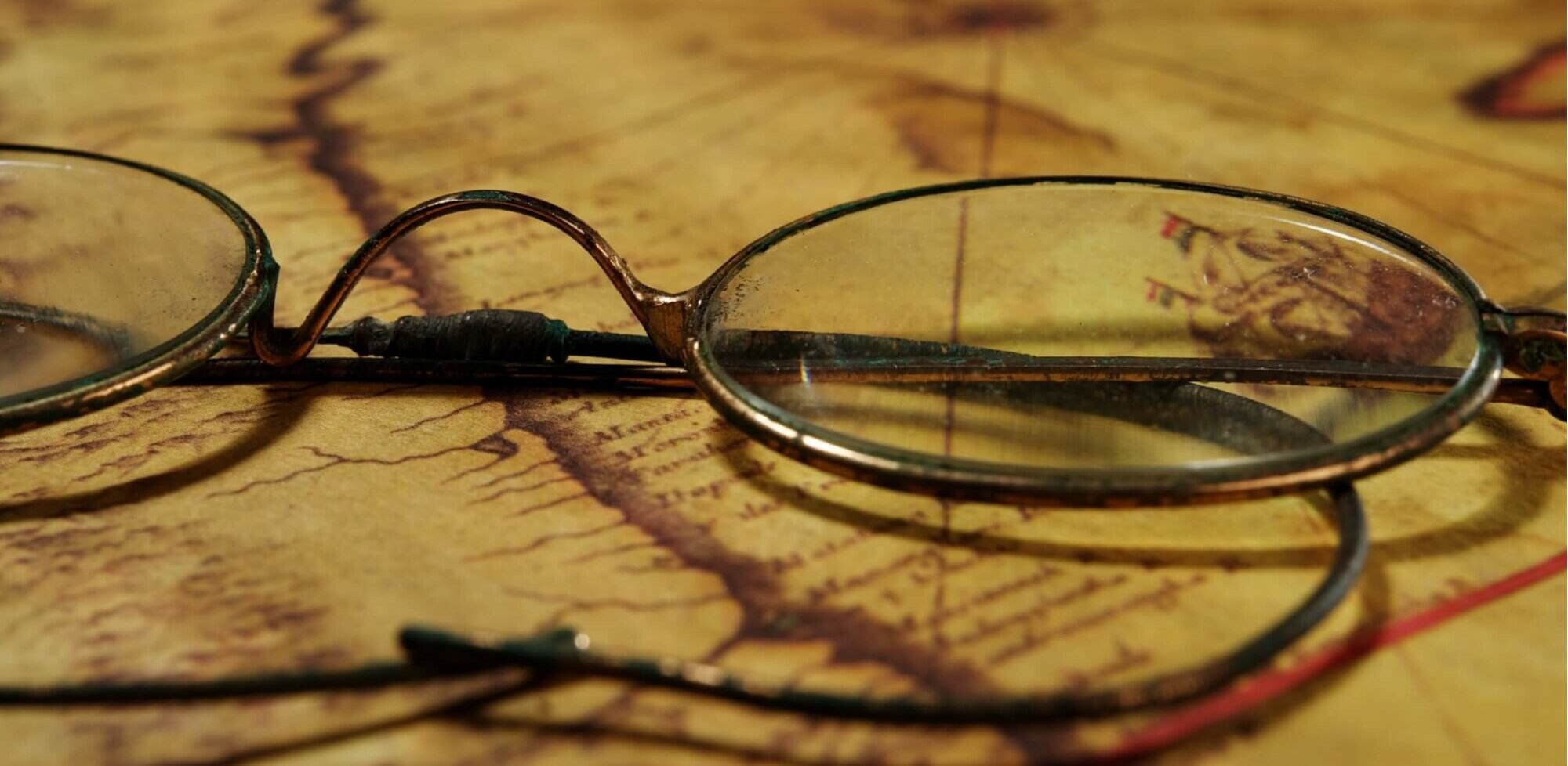 The History of Eyeglasses — How Trends Have Shifted — Art of Optiks
