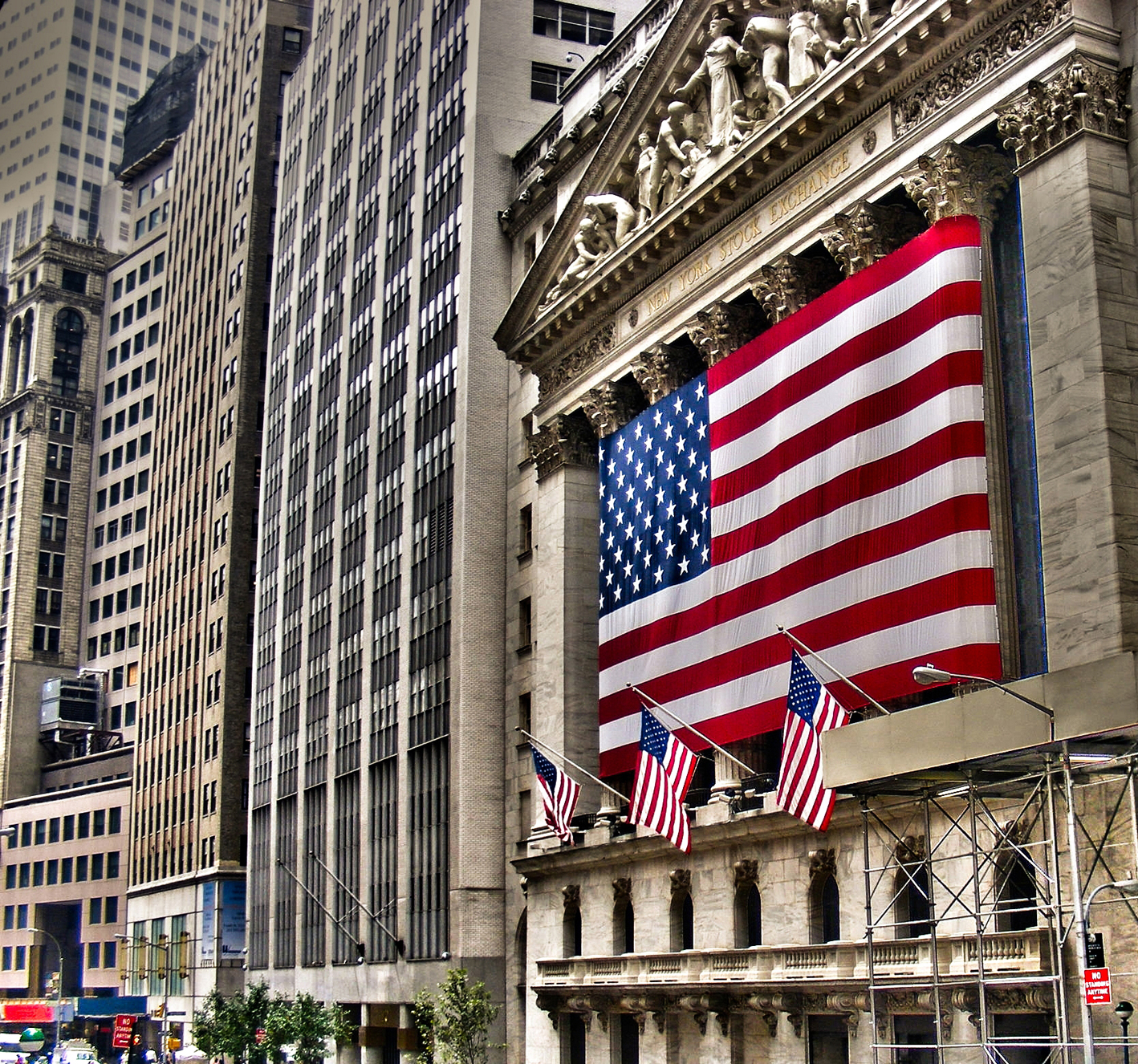 wall-street-hdr.jpg