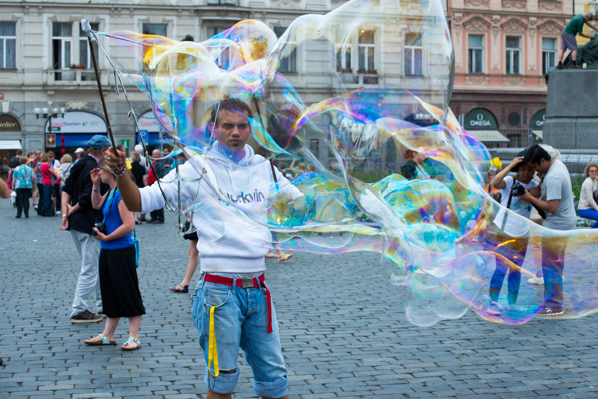 2500-Bubble-Guy-Prague.jpg