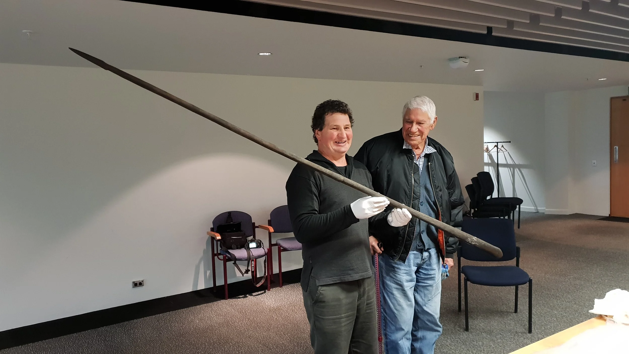 Taieri Local resident, Trevor Griffin and Otakou Kaumatua, Paul Karaitiana enjoy the spoils of Trevor's discovery.