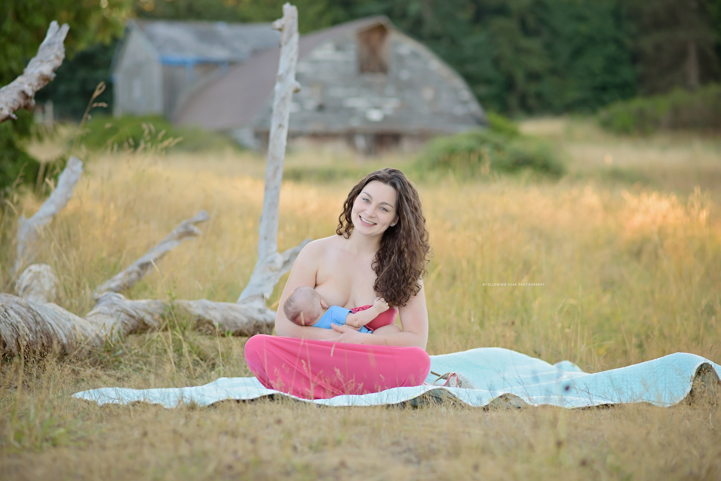 Port-Orchard-Breastfeeding-Photographer-Following-Seas-Photography-9916 copy.jpg