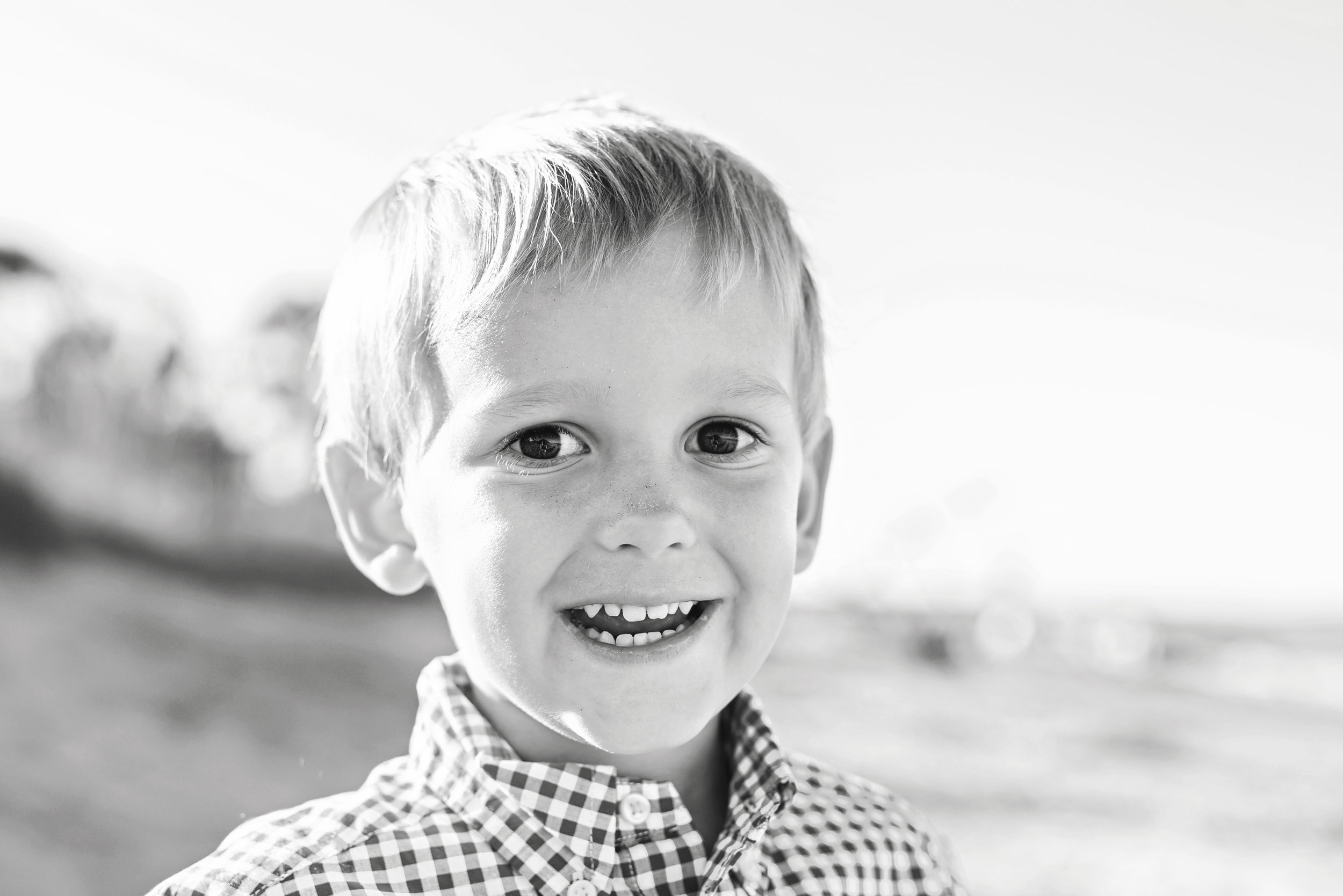 Folly-Beach-Family-Photographer-Following-Seas-Photography-3083BW copy.jpg