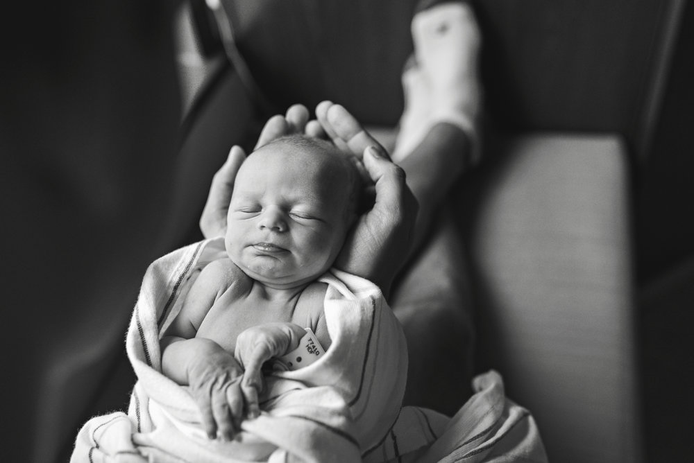 Charleston-Newborn-Photographer-Following-Seas-Photography-6563BW+copy.jpg