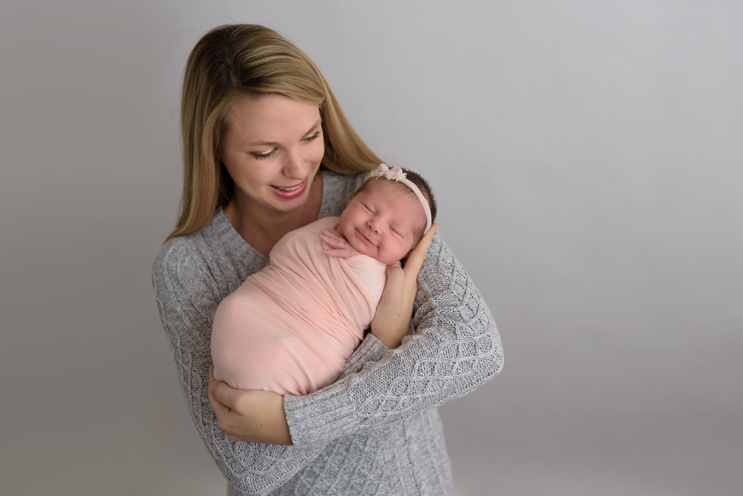 Charleston-Newborn-Photographer-Following-Seas-Photography-fsp_4858 copy.jpg