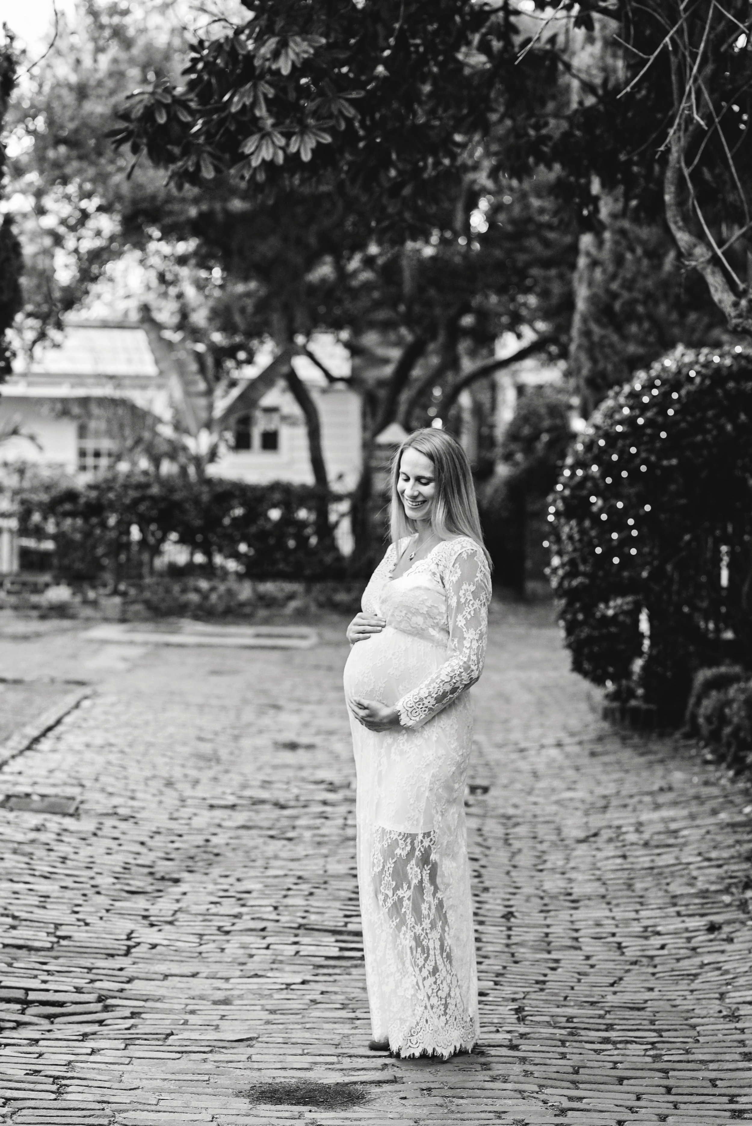 Charleston-Maternity-Photographer-FSP_9358BW copy.jpg