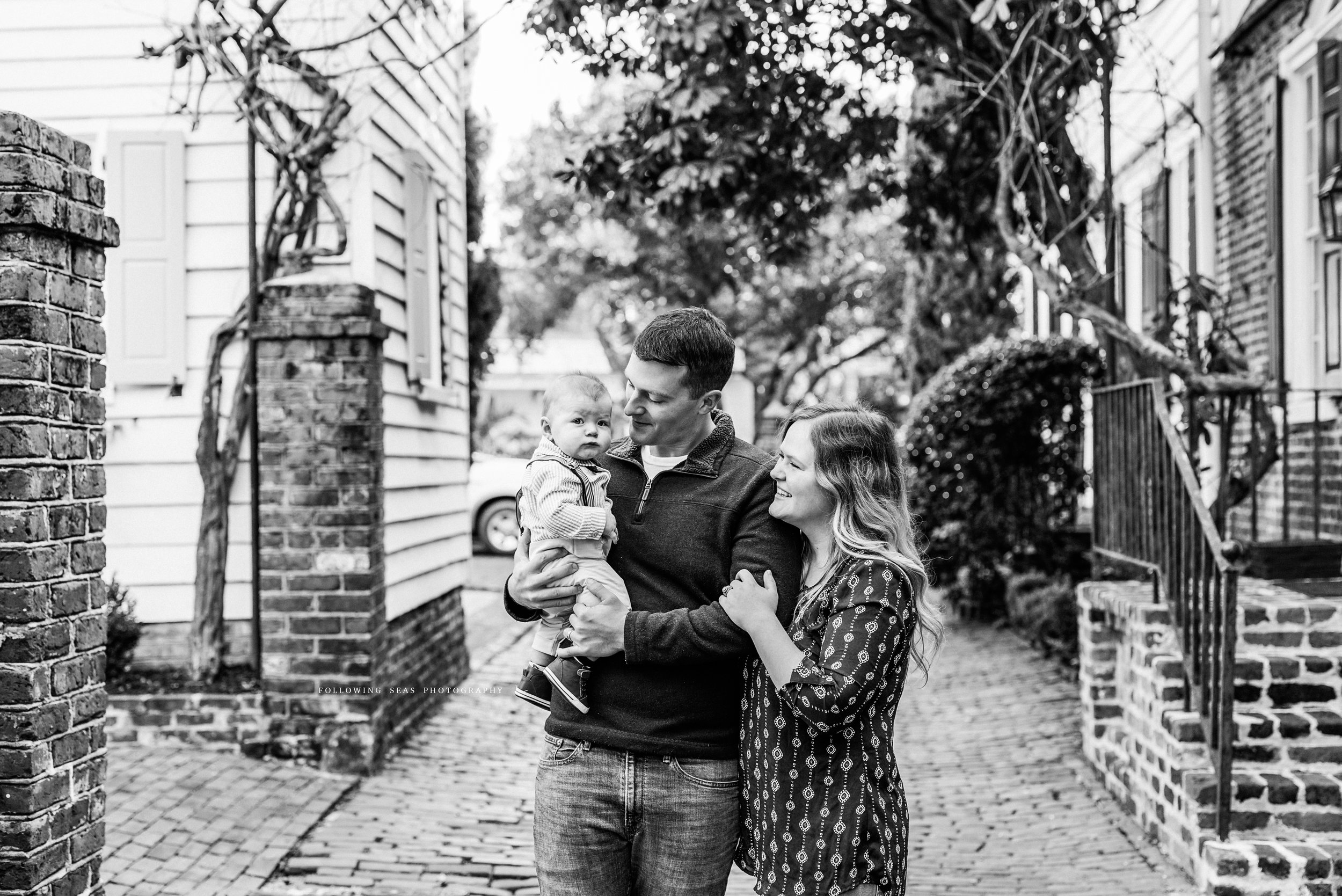 Charleston-Family-Photographer-FSP_9863BW.jpg