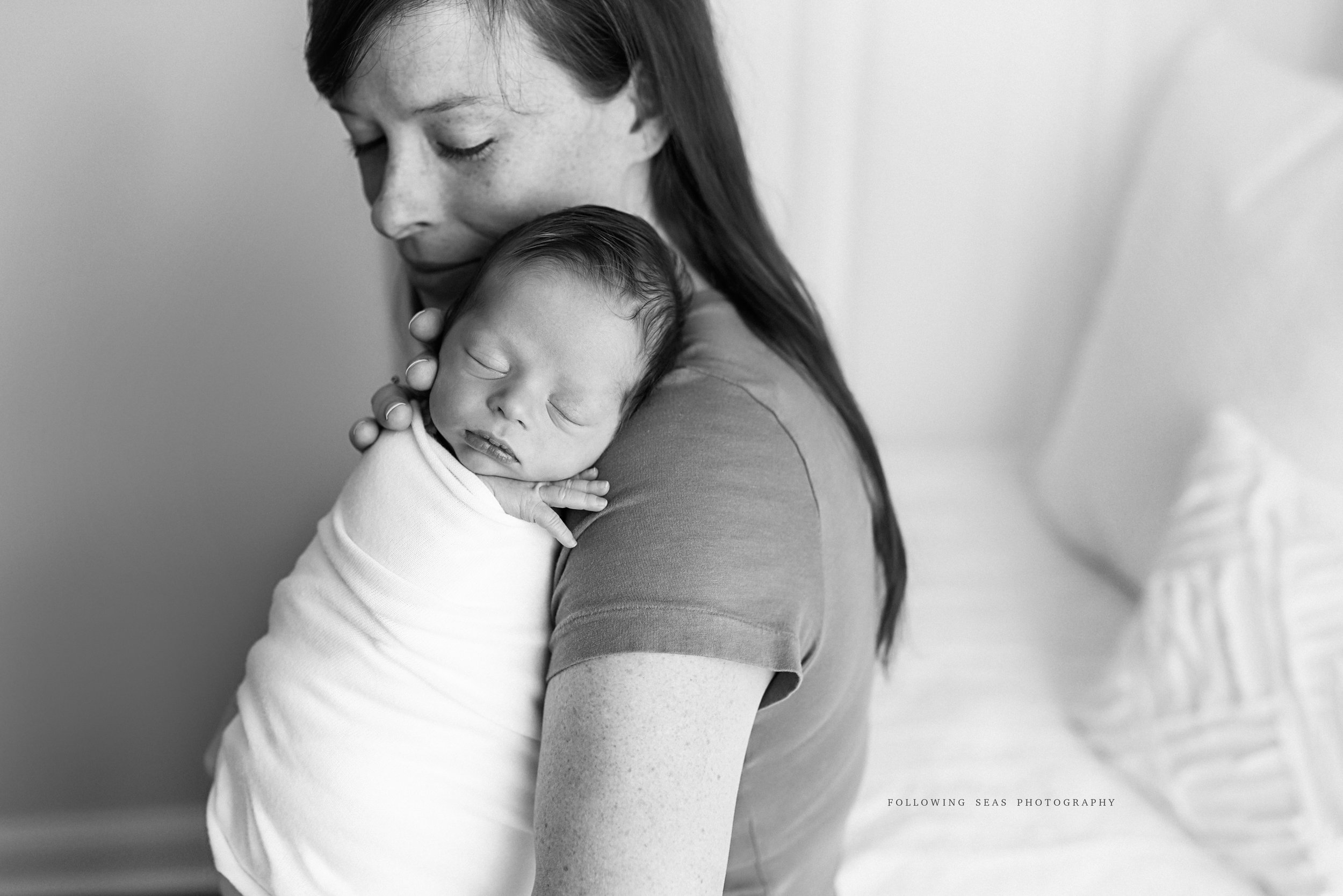 Charleston-Newborn-Photographer-FSP_2013BW.jpg