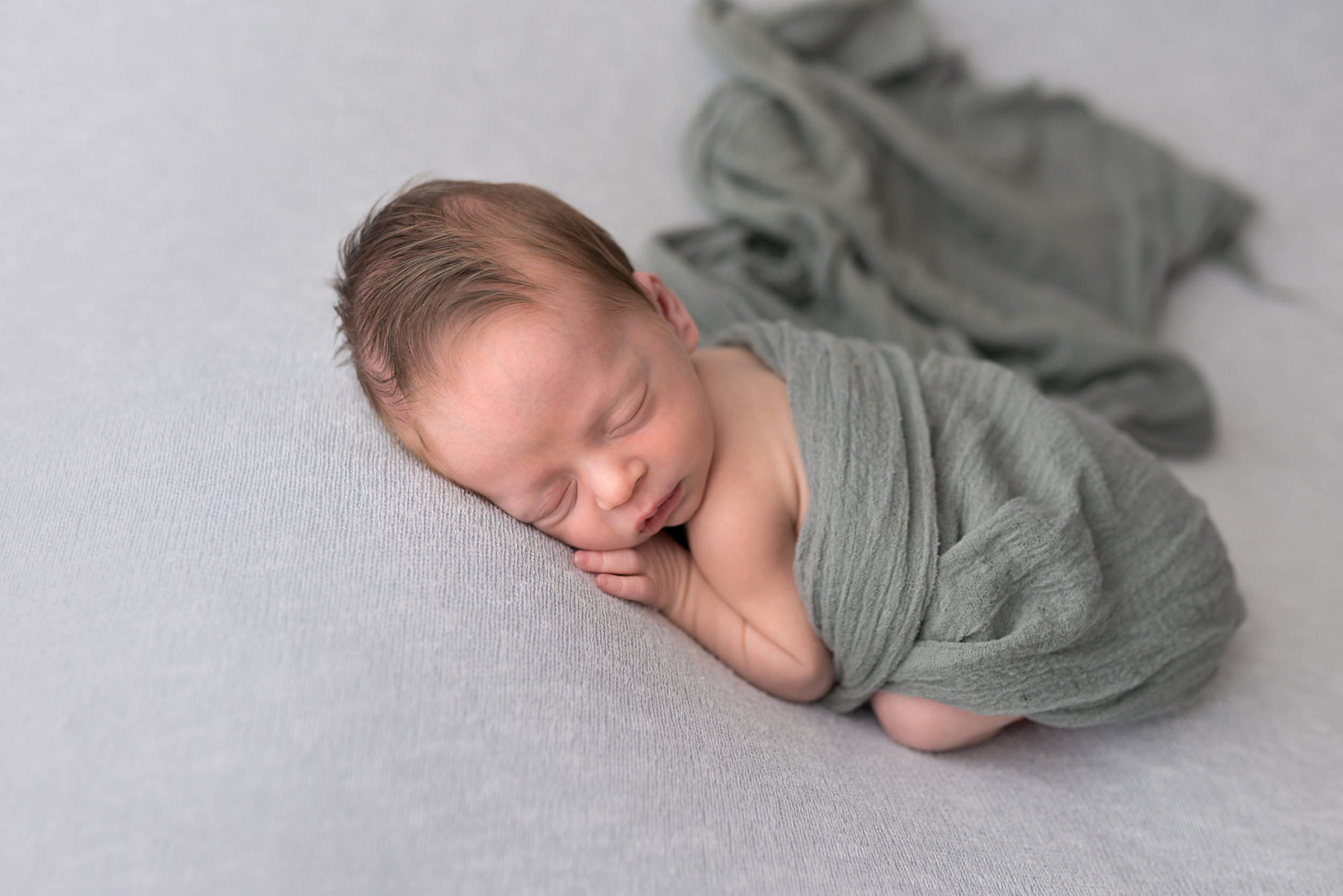 Charleston-Newborn-Photographer-FSP_2258 copy.jpg